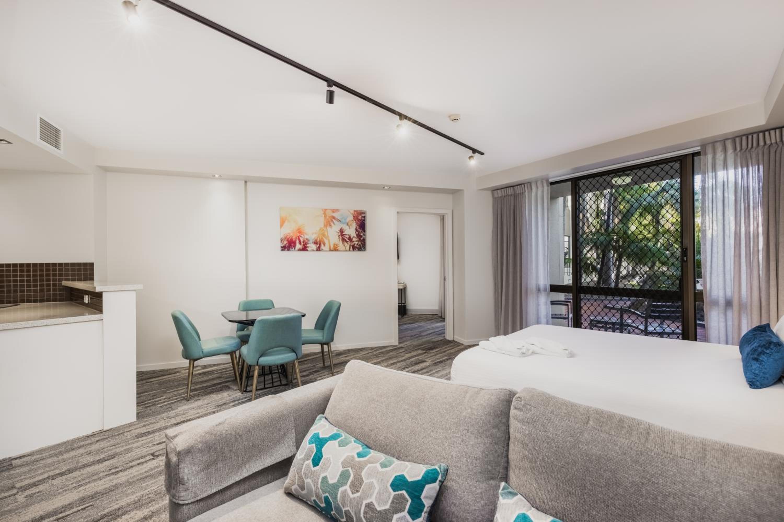 Superior Suite  - Photo 13