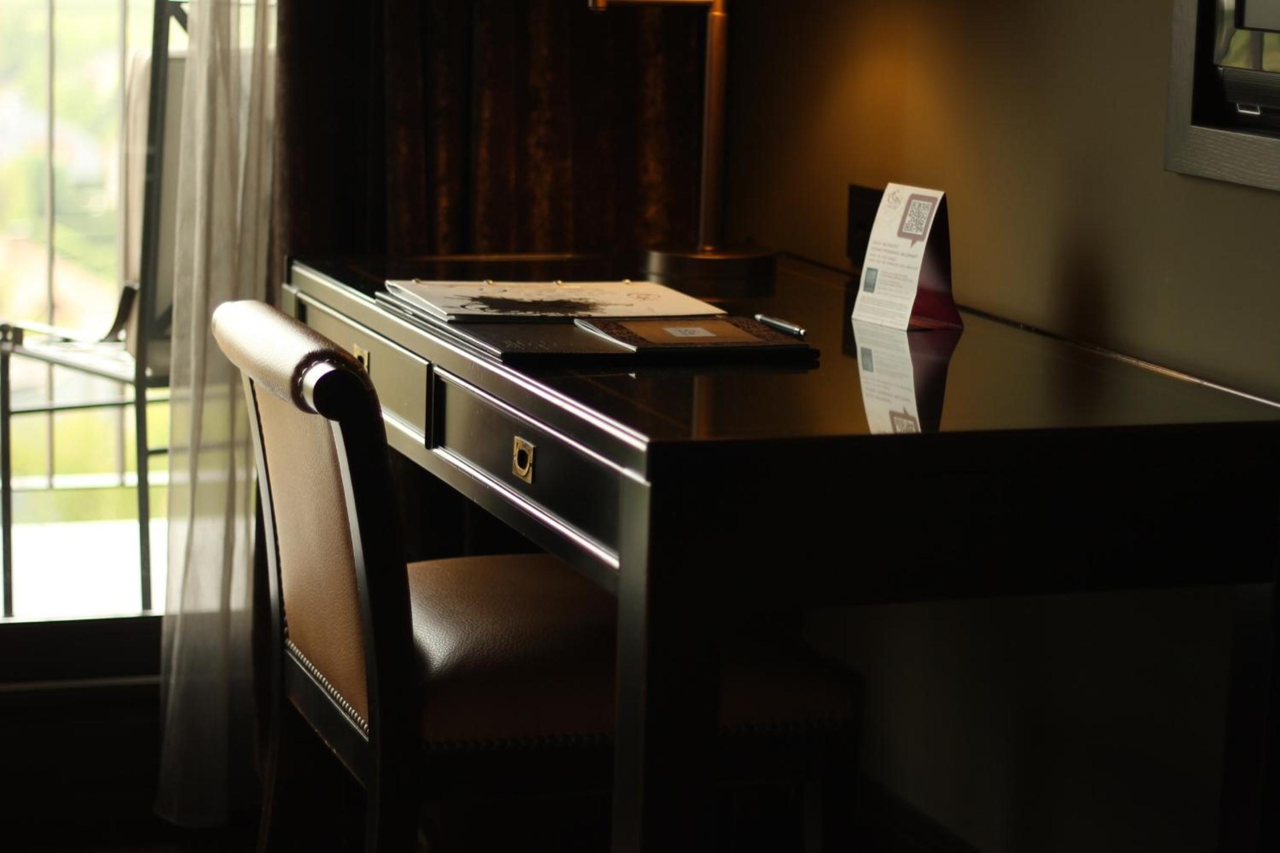 Standard Double or Twin Room with Terrace - Photo 5
