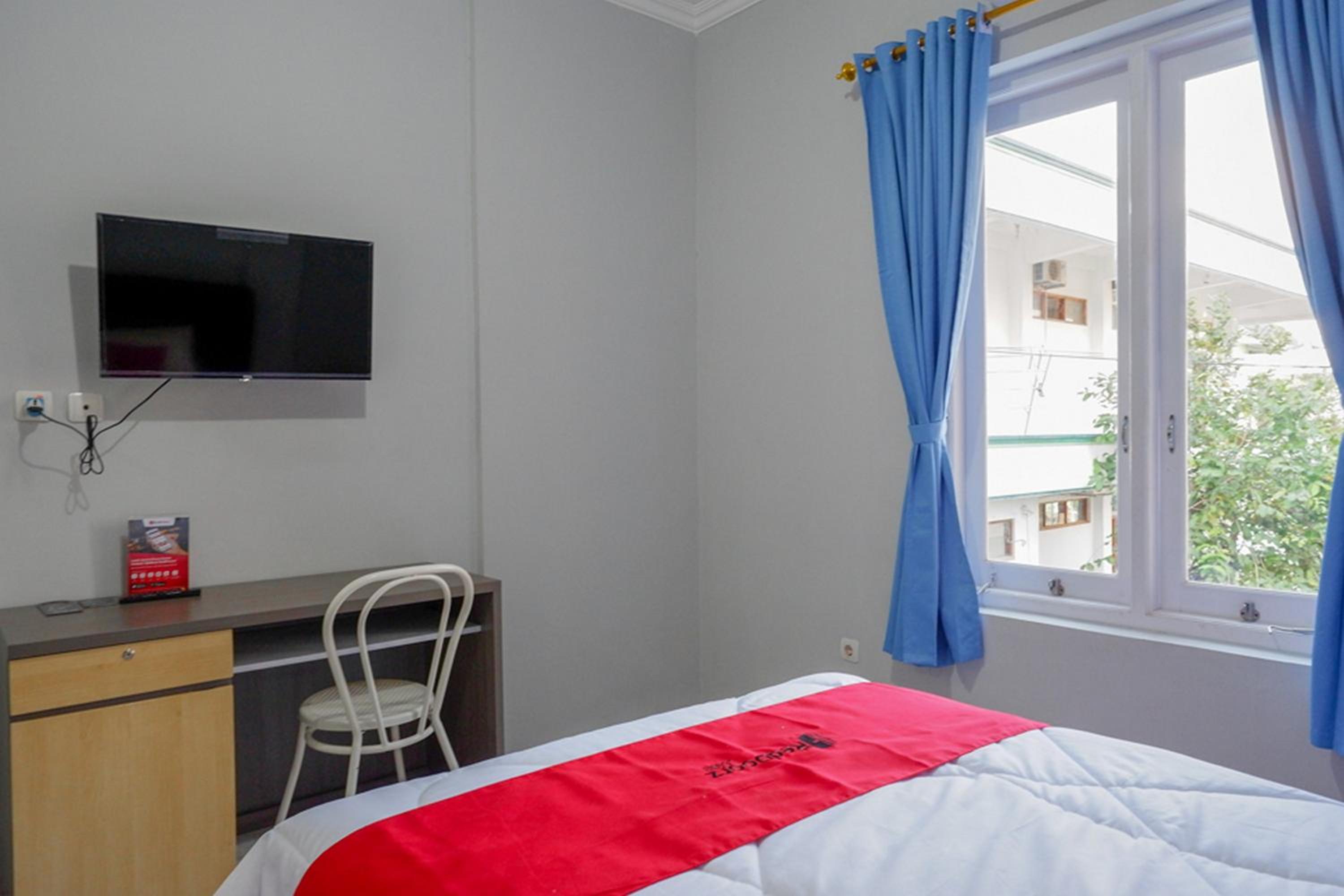 Standard Double Room - Photo 8