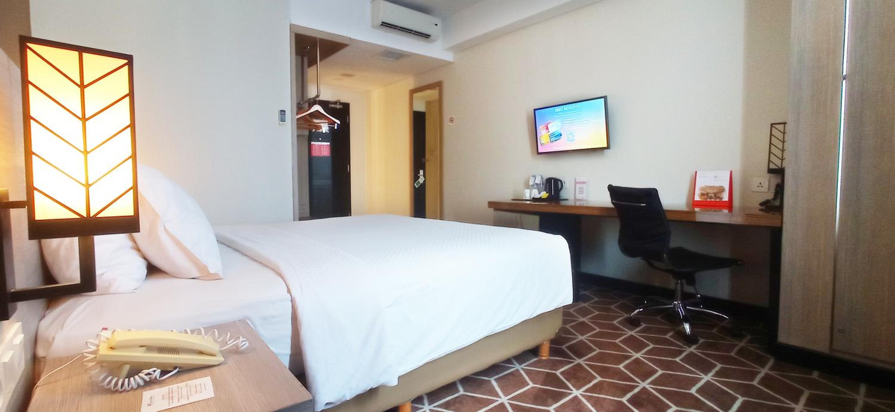 Deluxe Twin Room photo 3