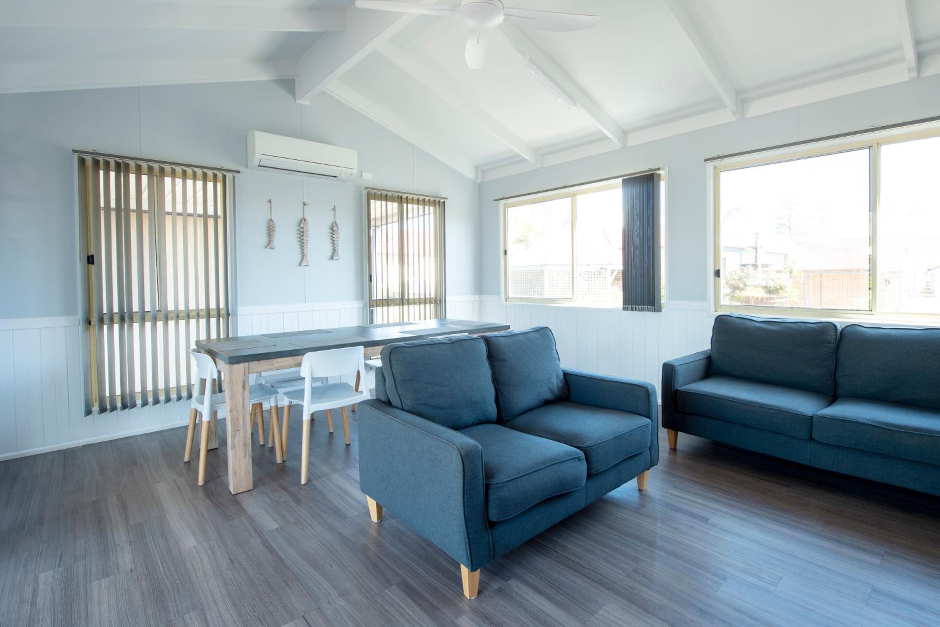 Standard Family Room - Photo 9