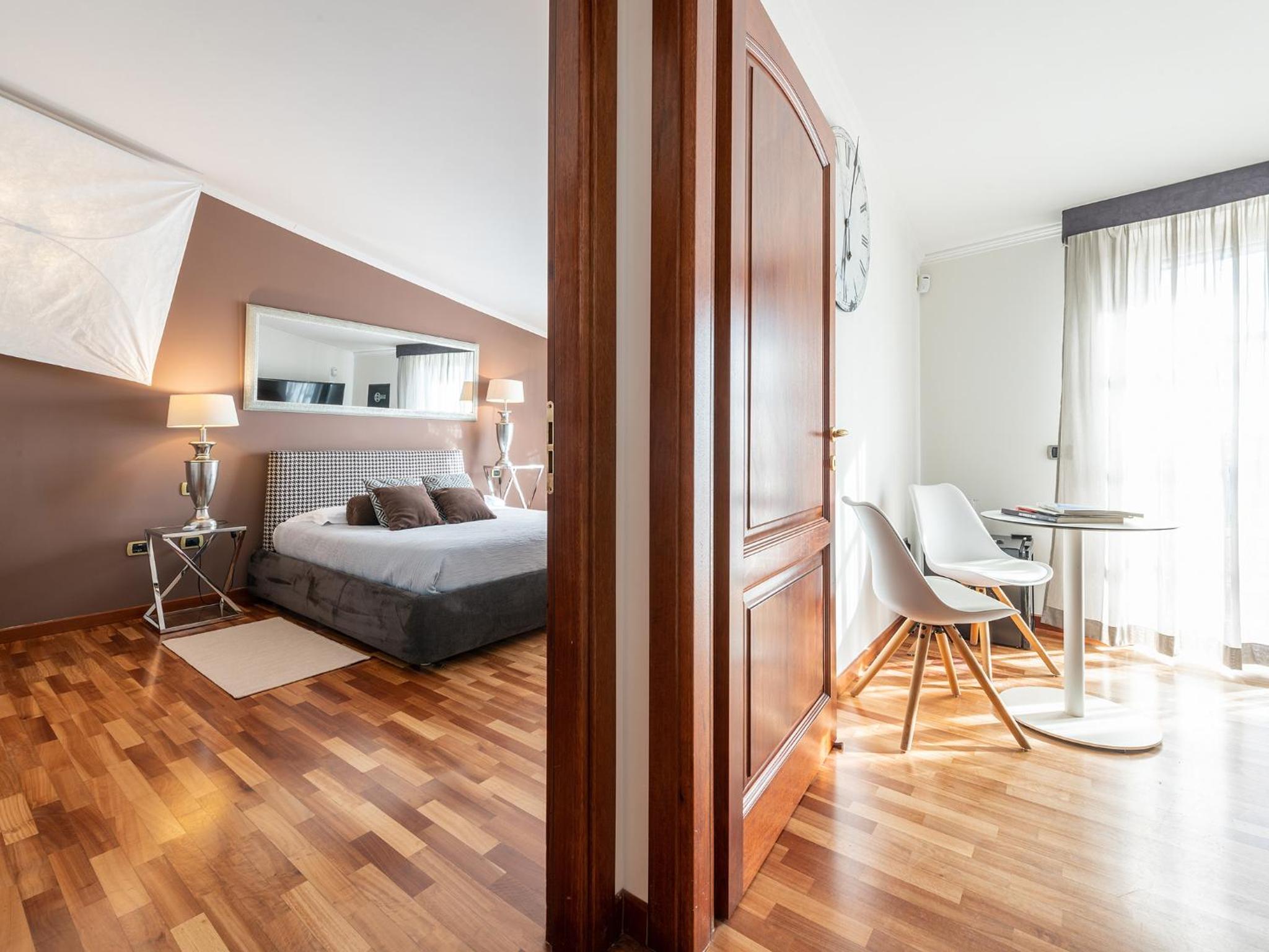 King Room with Spa Bath