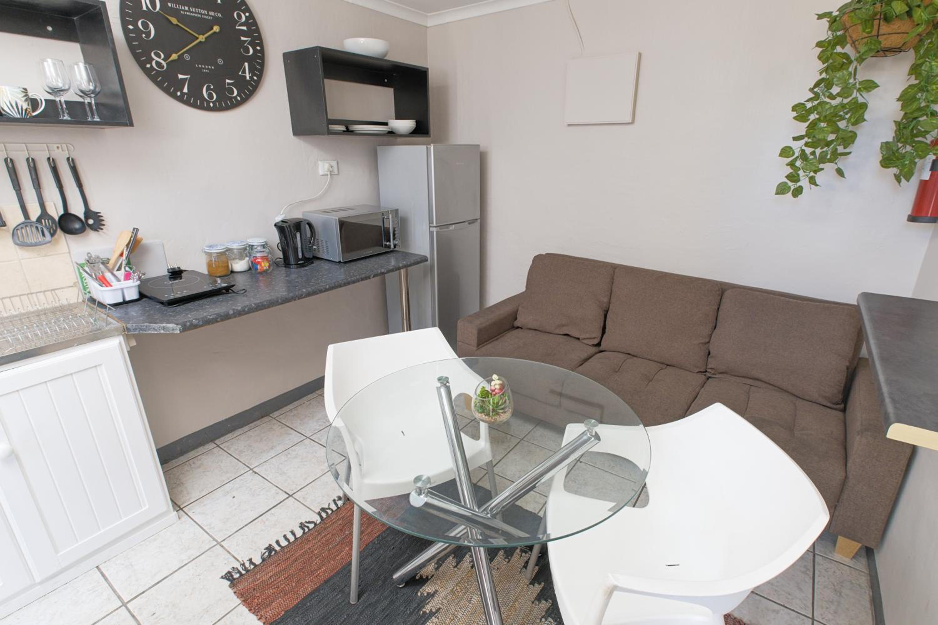 Family Studio - Photo 4