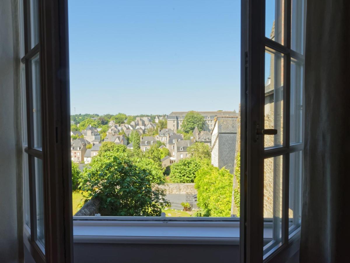 Deluxe Double Room with Bath photo 3