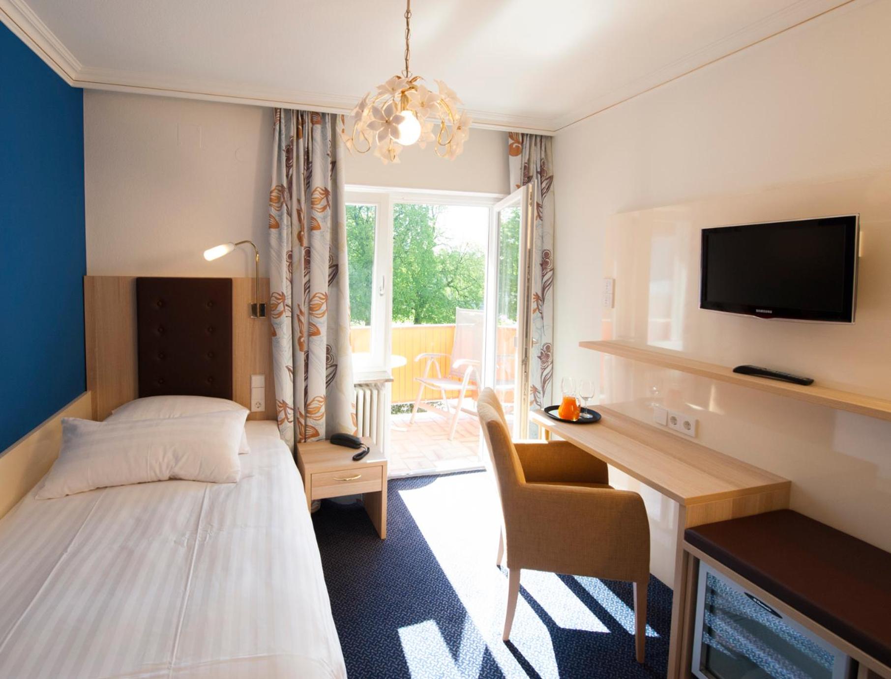 Single Room with Balcony