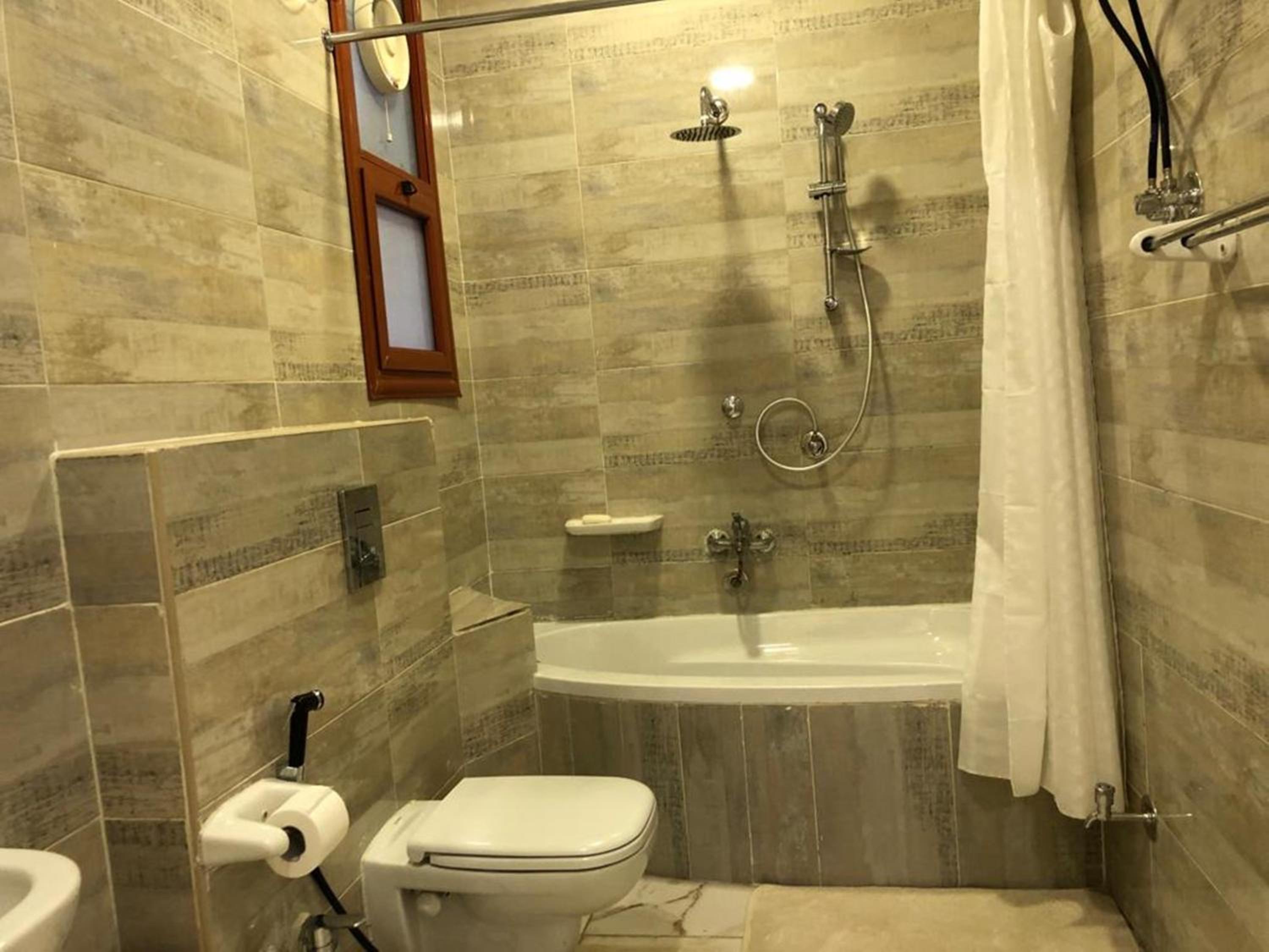 Two-Bedroom Apartment - Photo 7
