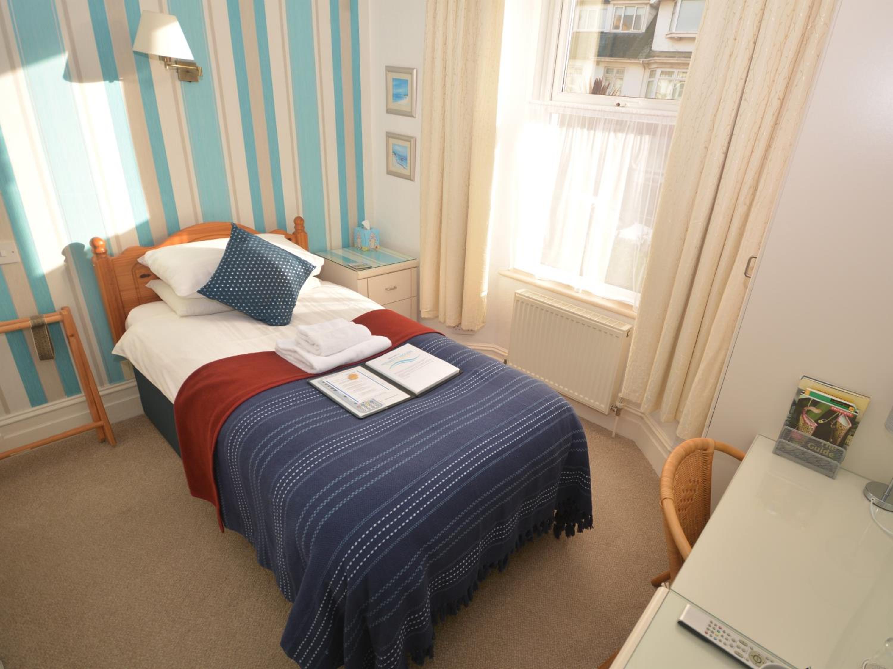 Single Room photo 2