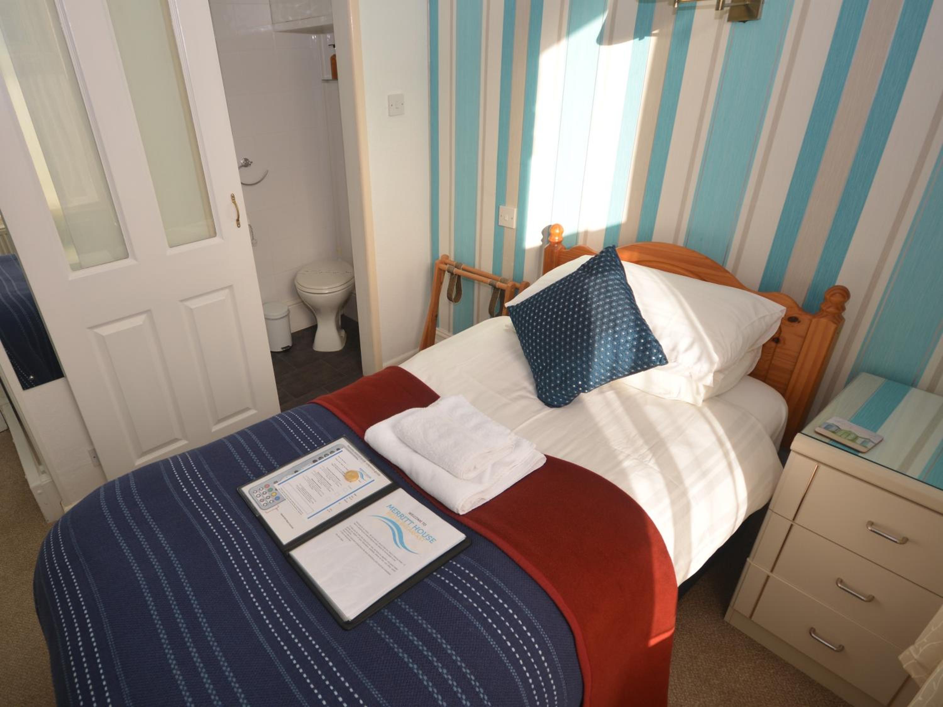 Single Room photo 3