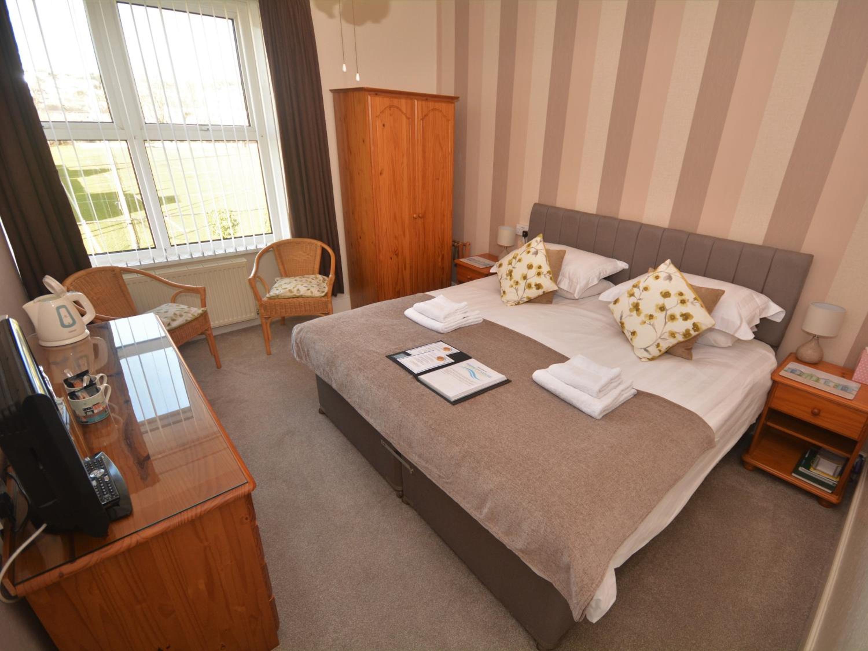Superior King Room photo 3