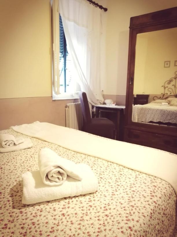 Double Room - Photo 3