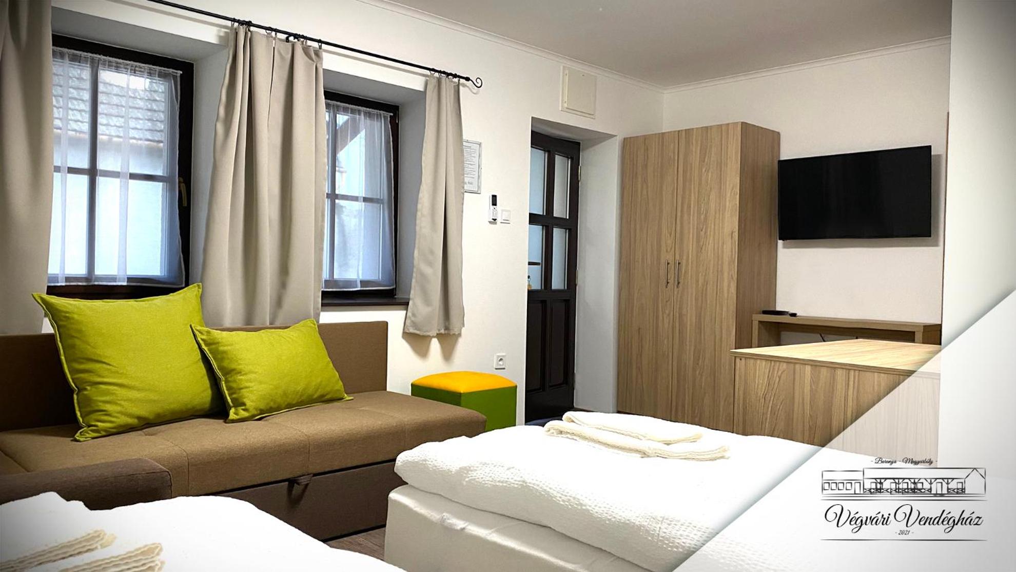Double or Twin Room photo 1