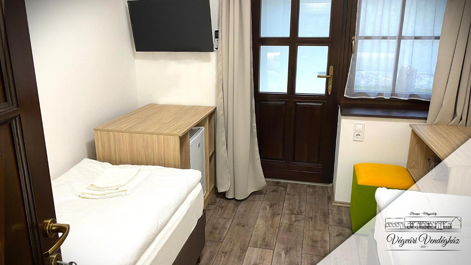 Twin Room photo 1
