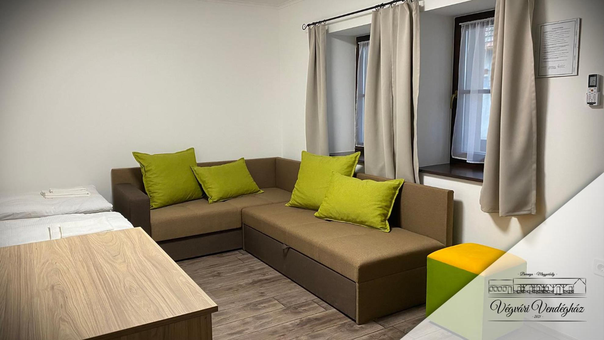 Double or Twin Room photo 3