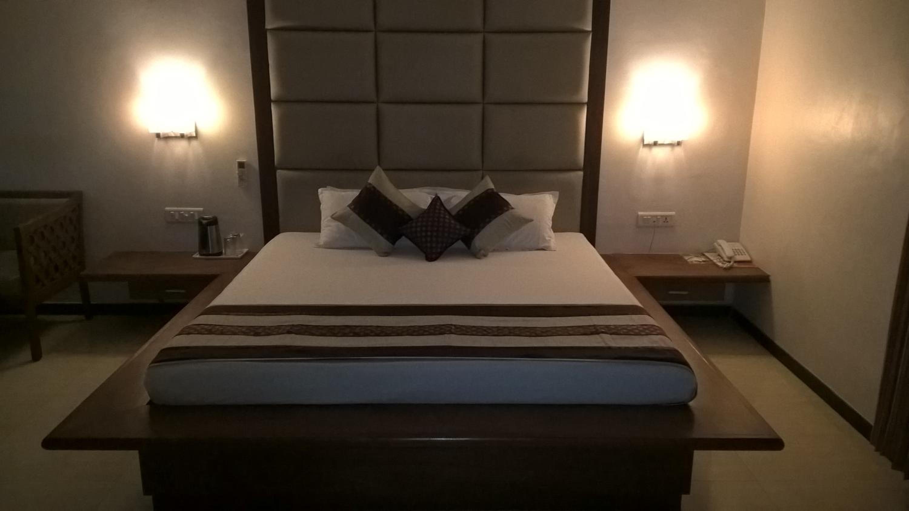 Economy Double Room photo 3