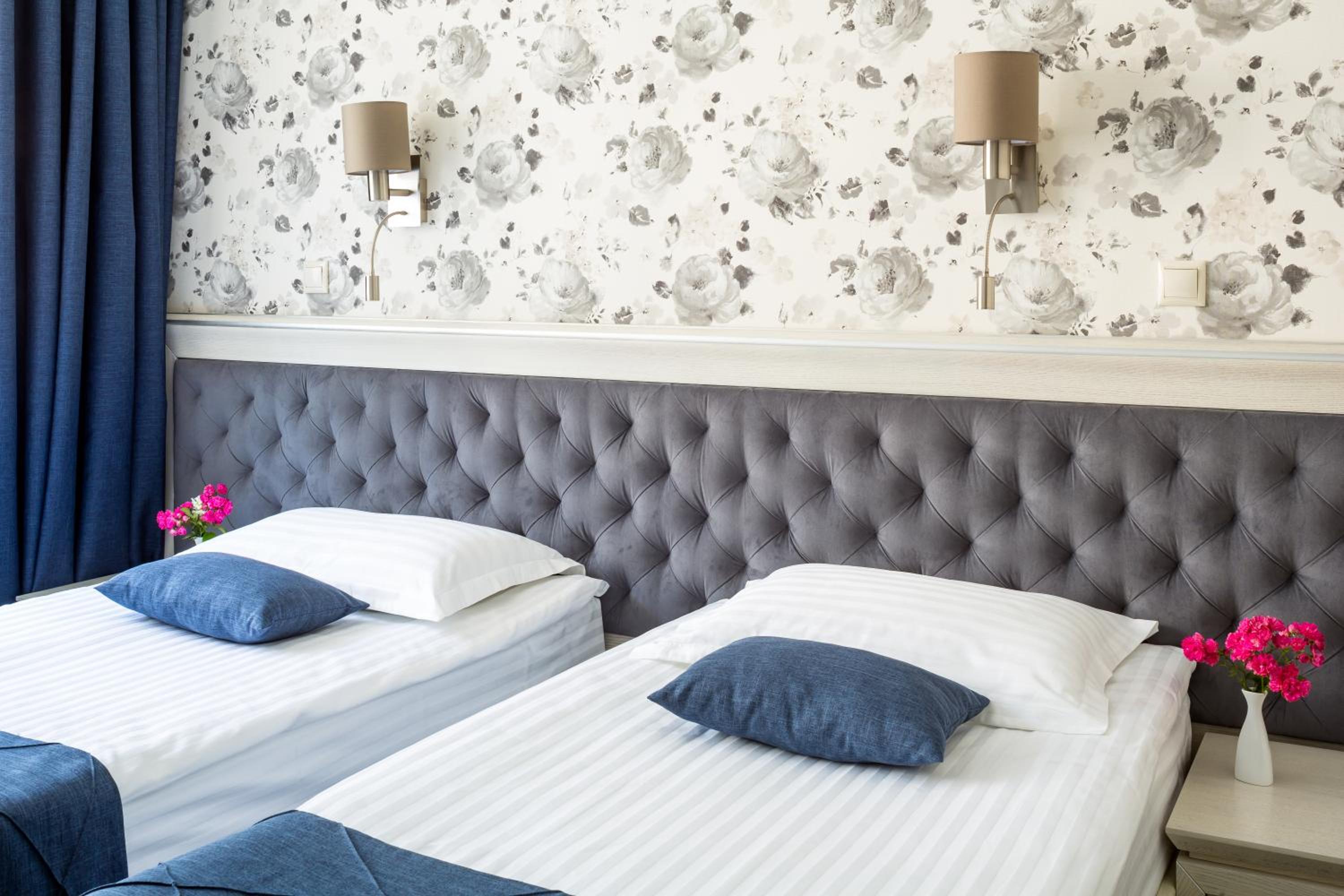 Standard Twin Room photo 3