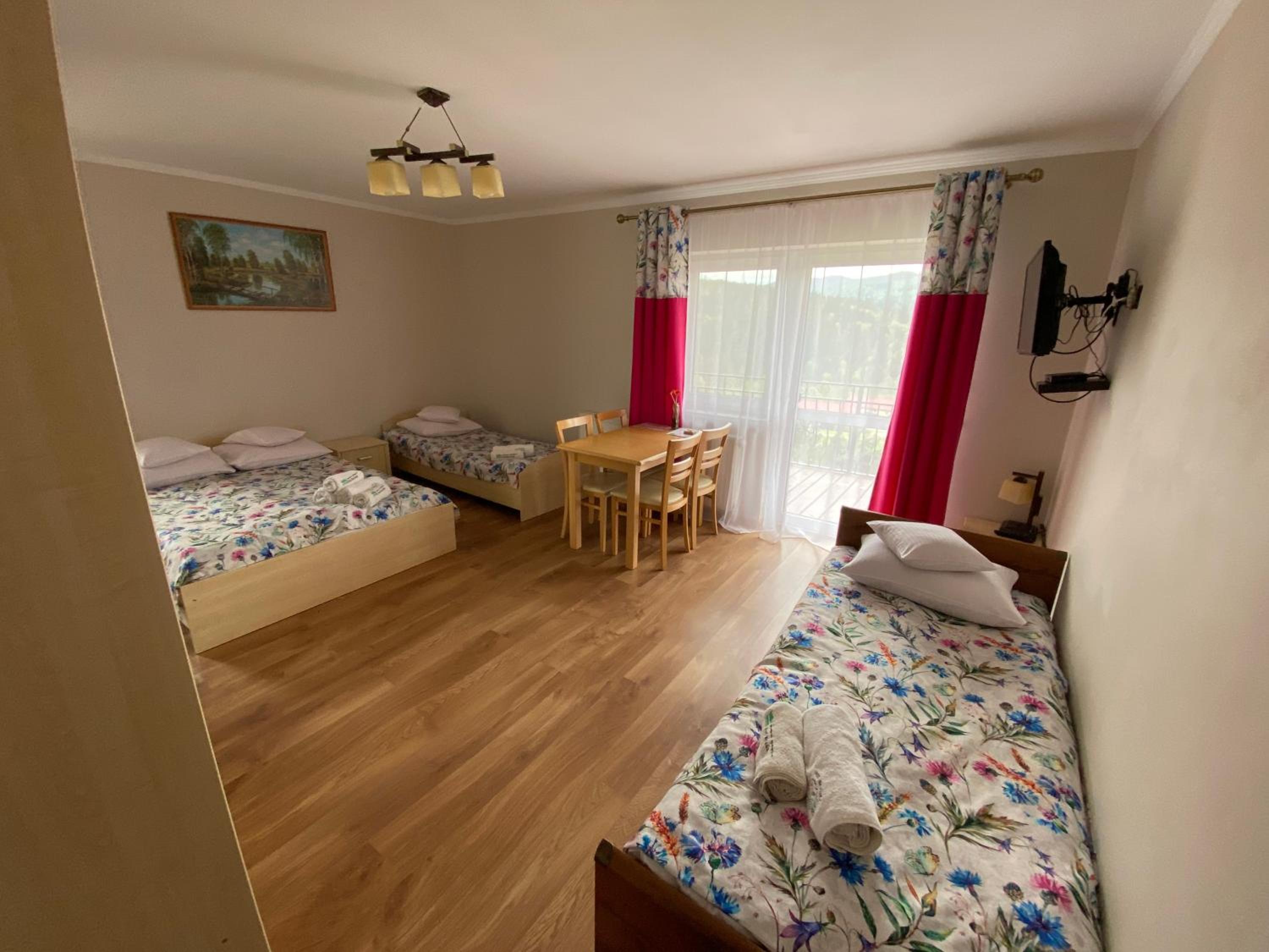 Quadruple Room with Mountain View