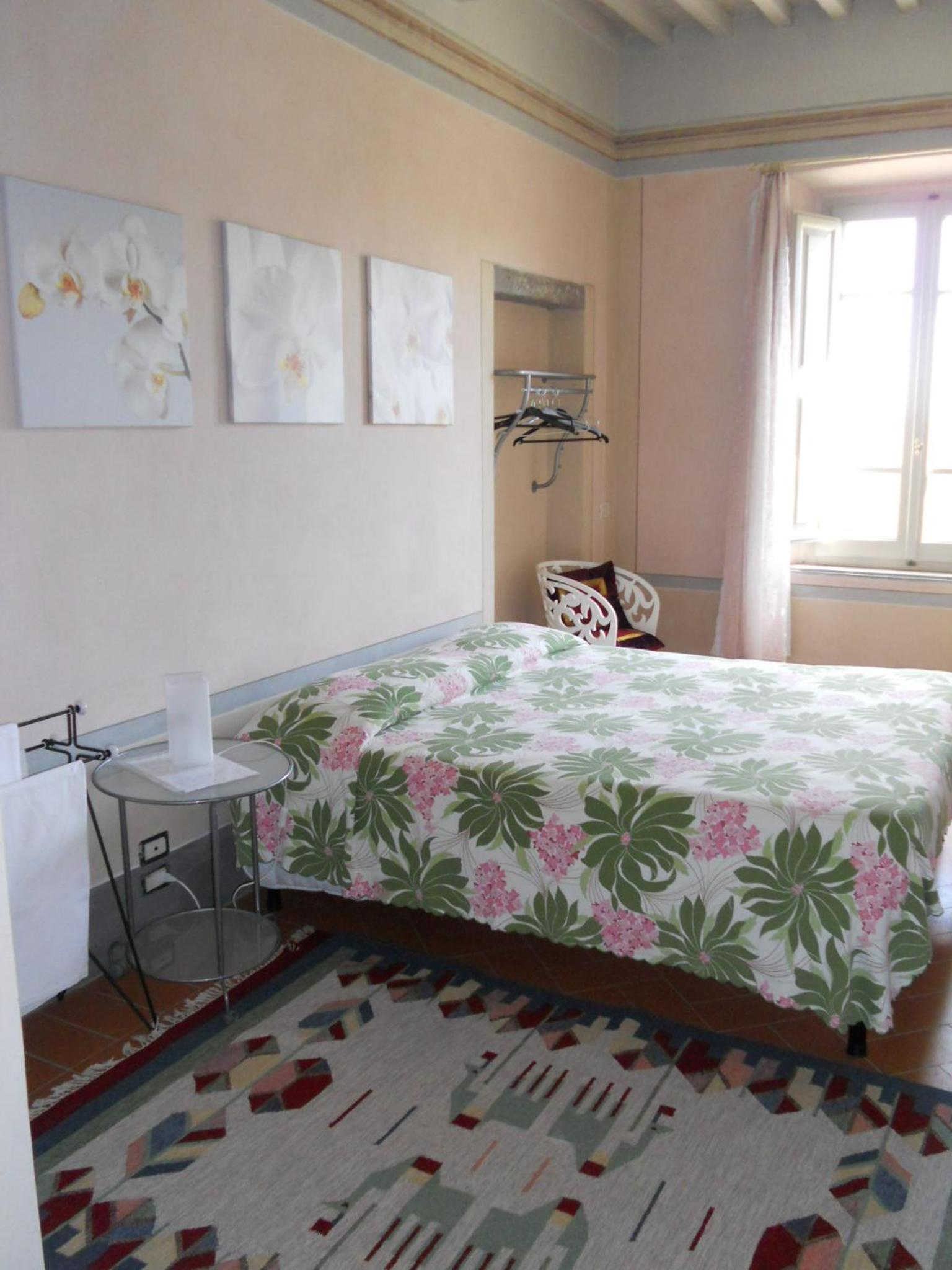 Four-Bedroom House photo 3
