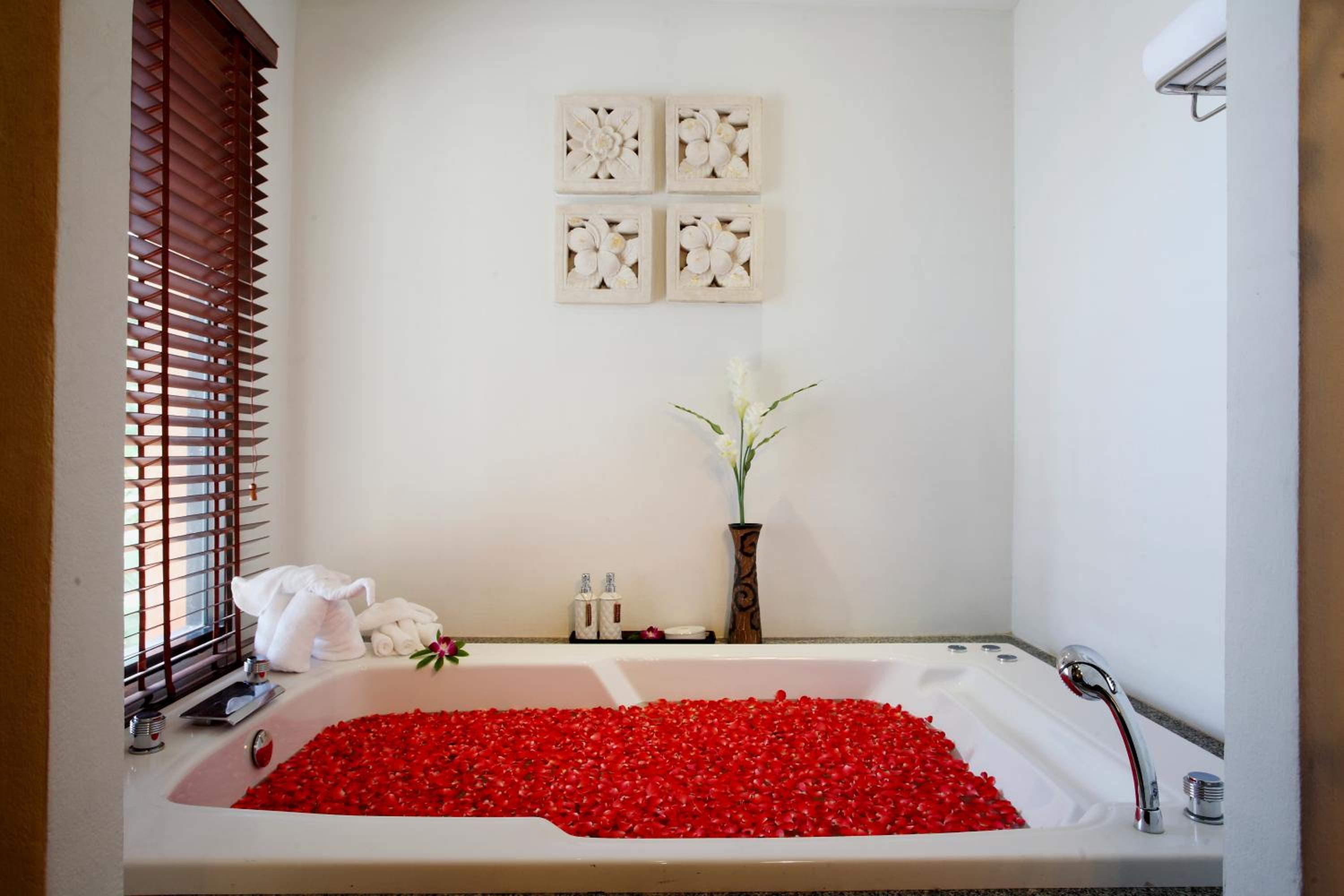 Tropical Thai Villa with Sea View - Photo 7
