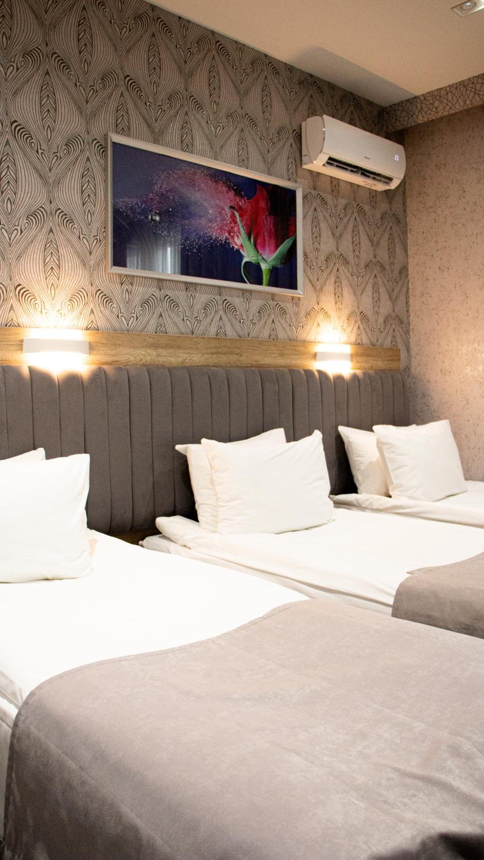 Superior Triple Room - Photo 7