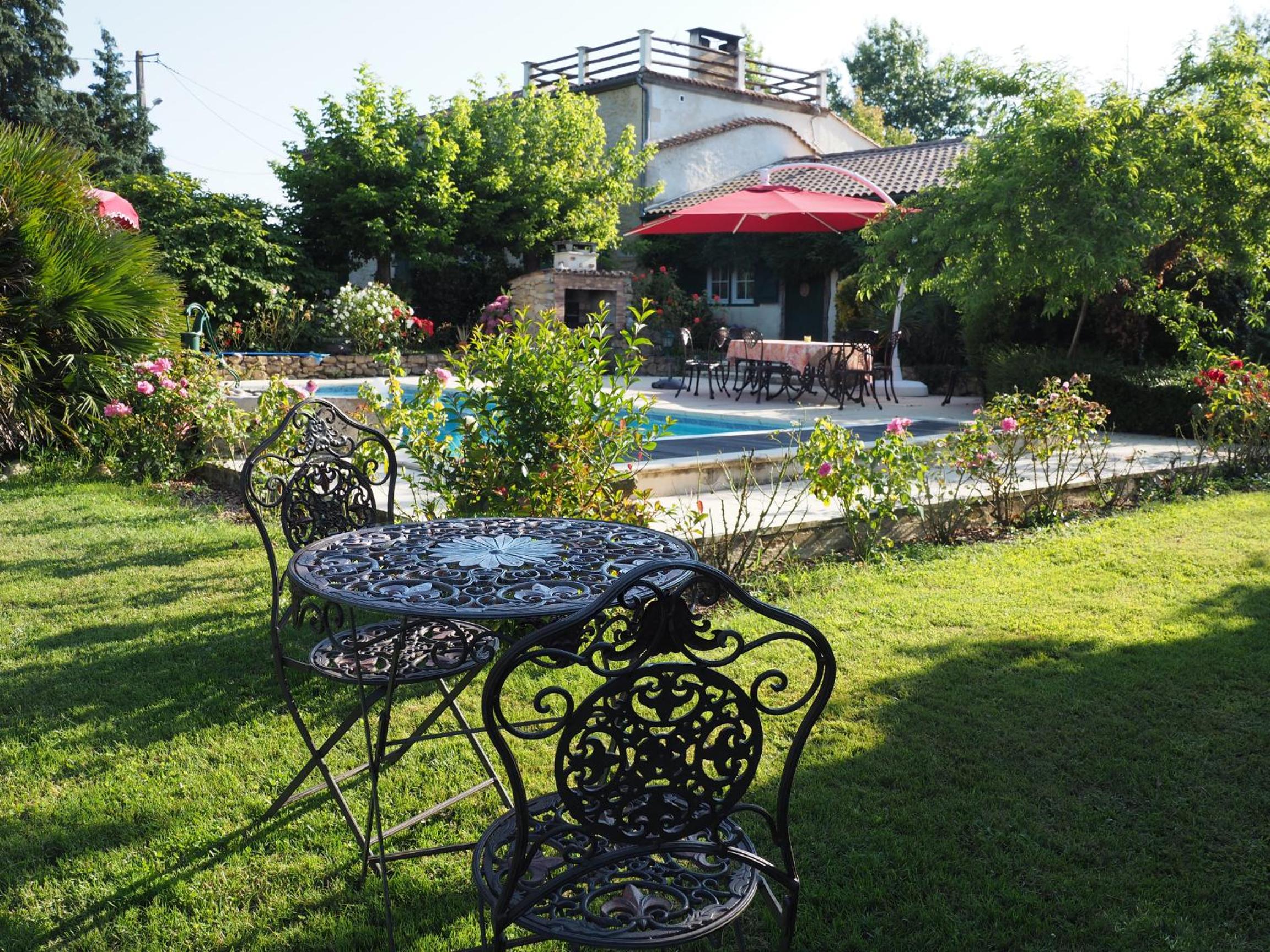 Double or Twin Room with Garden View photo 3