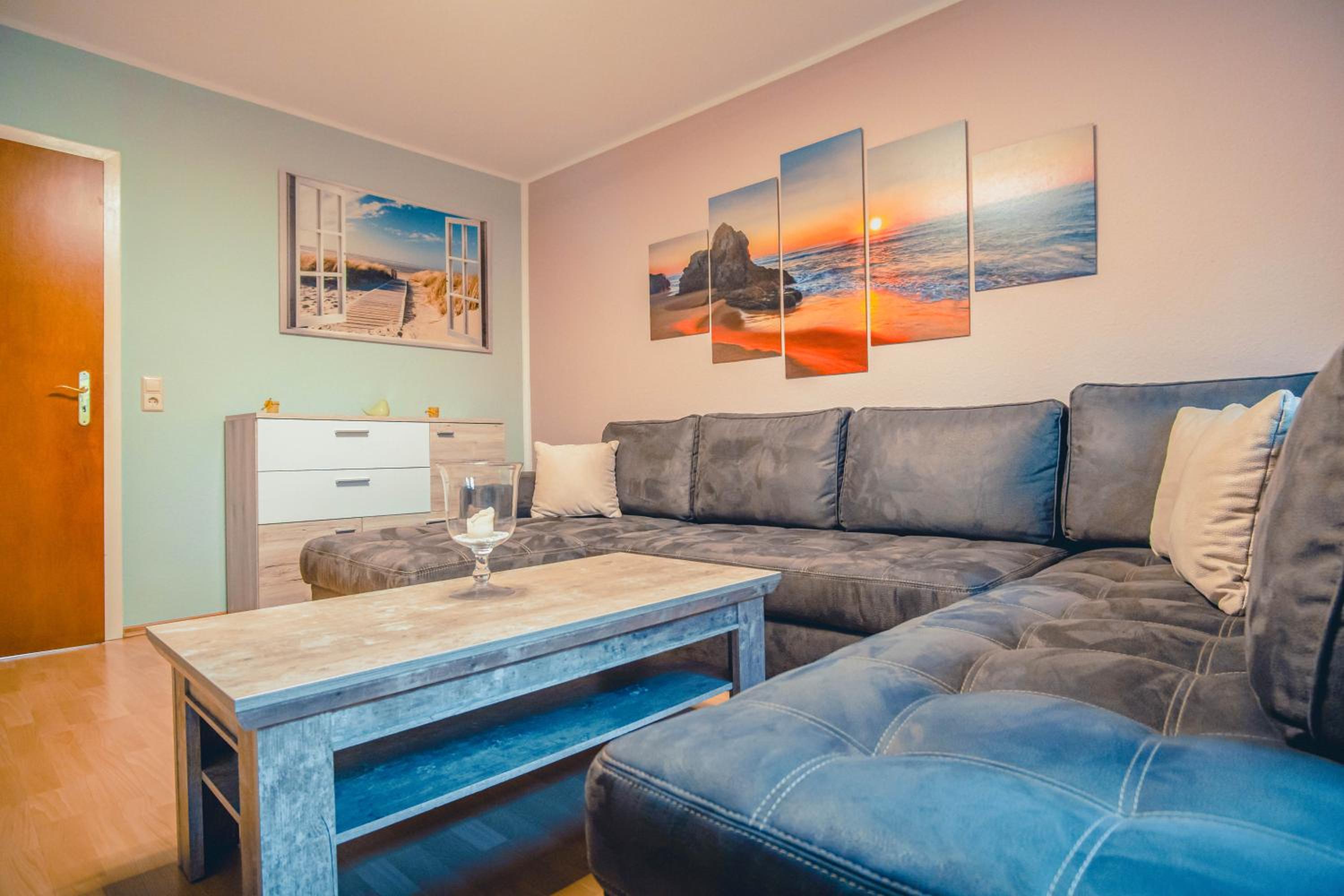 Three-Bedroom Apartment photo 3
