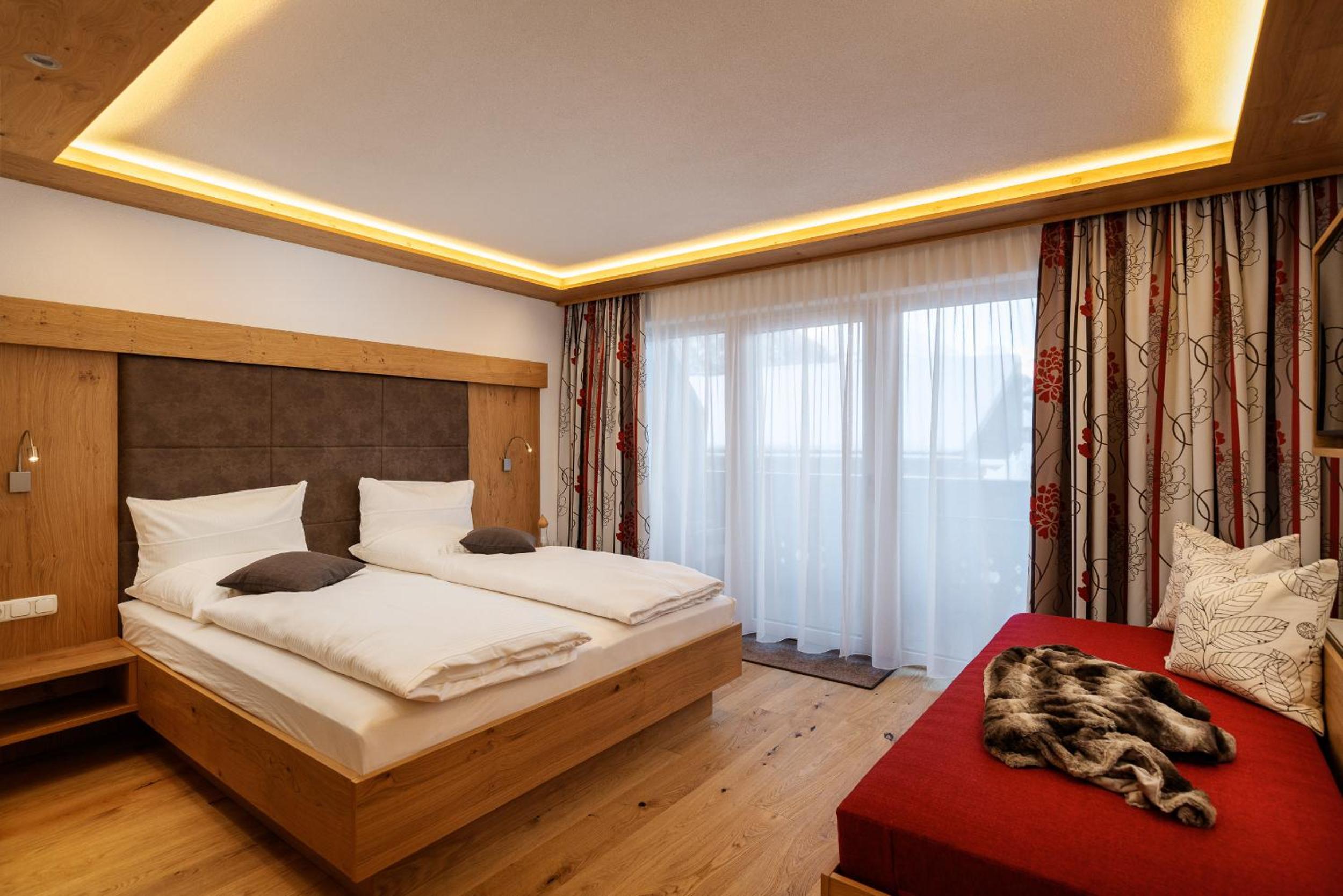 Triple Room with Balcony - Photo 1
