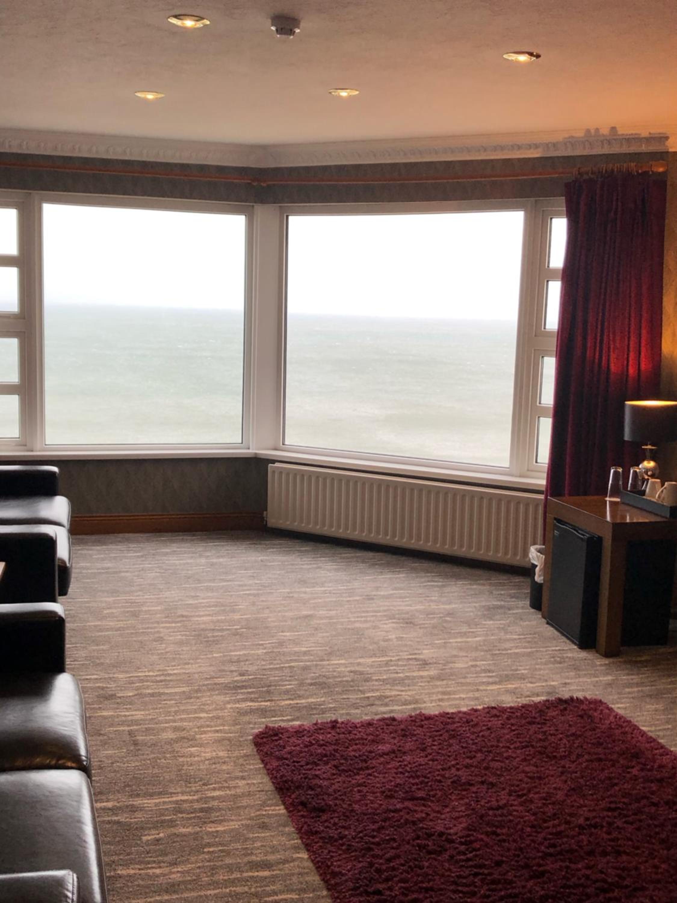 King Room with Sea View - Photo 3