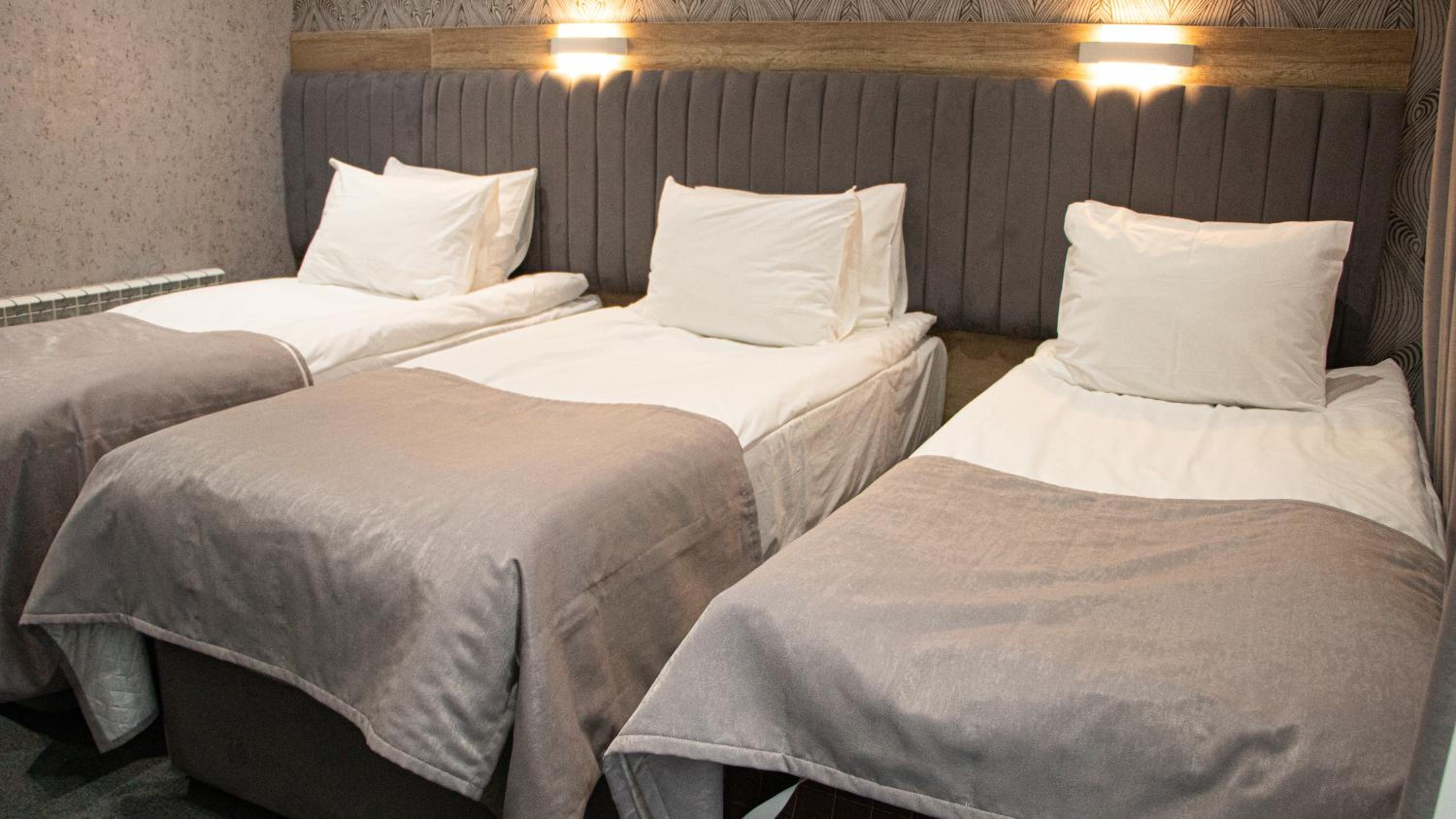 Superior Triple Room - Photo 6