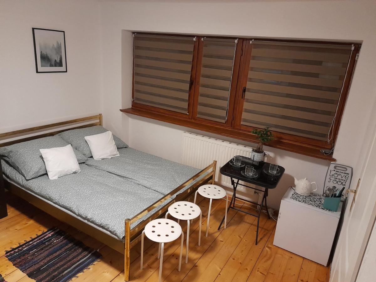 Basic Triple Room