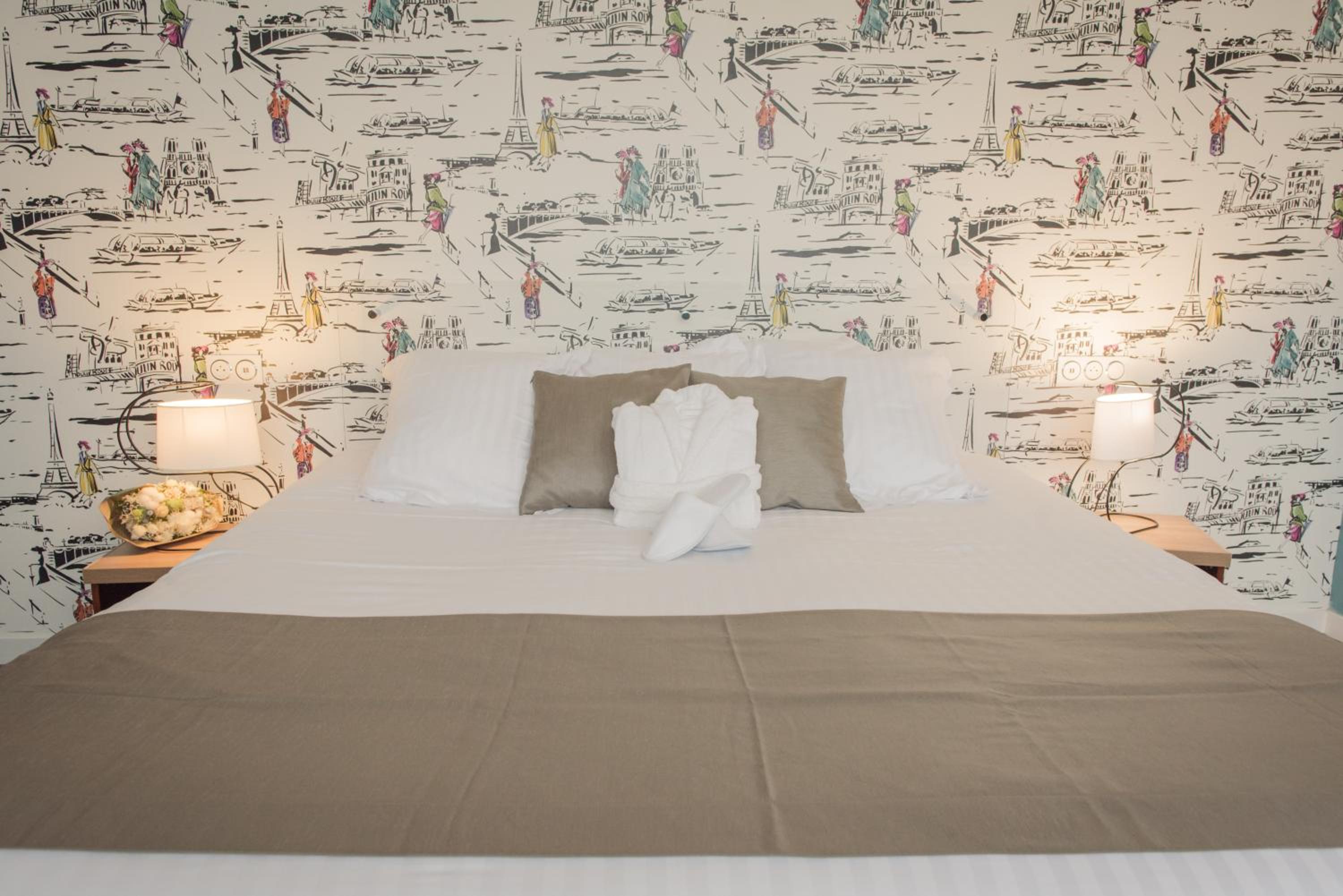Junior King Suite - Photo 7