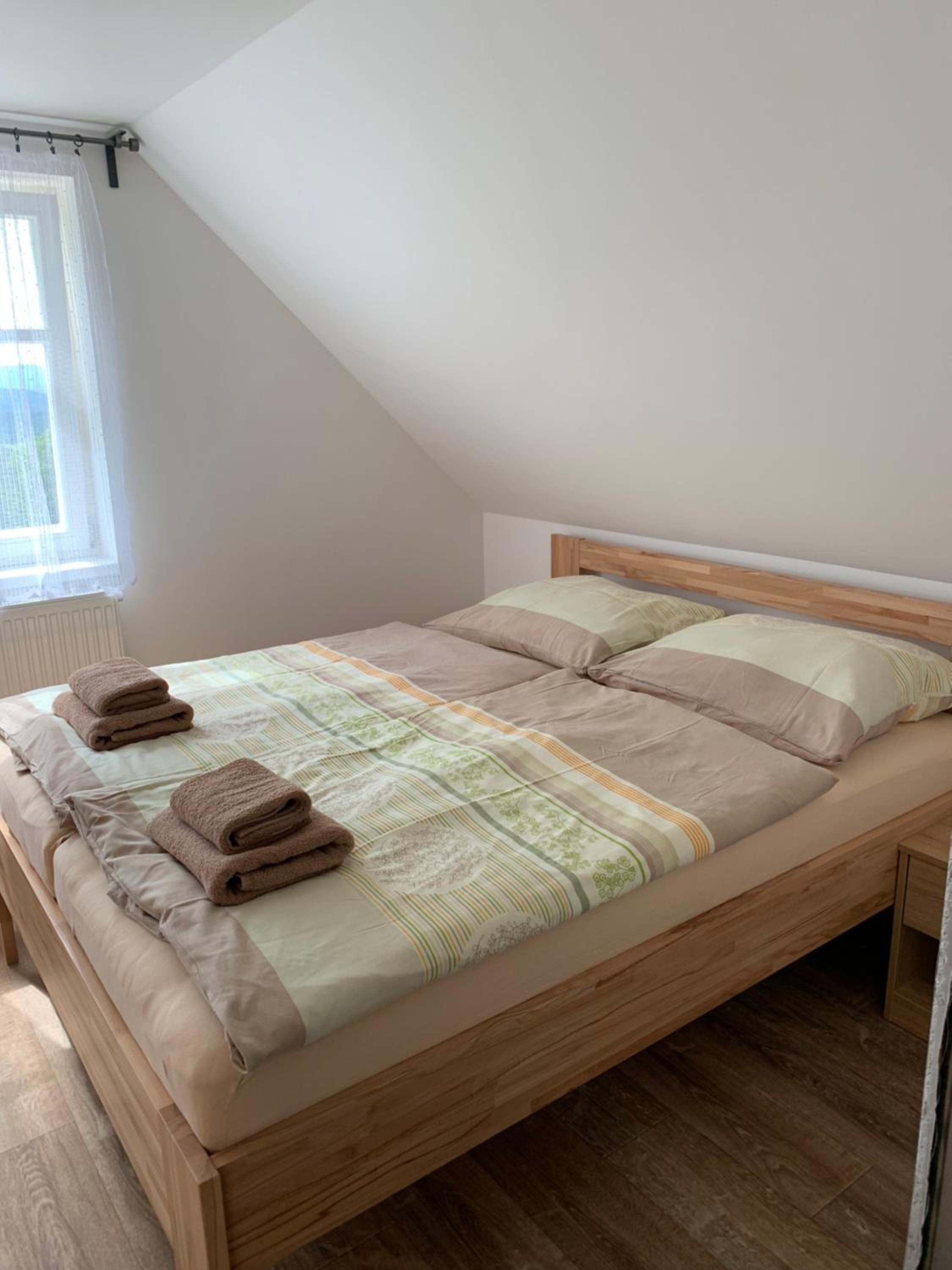 One-Bedroom Apartment photo 1