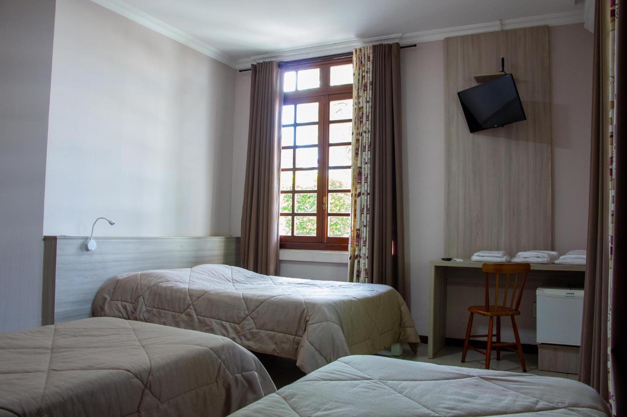 Deluxe Triple Room photo 3