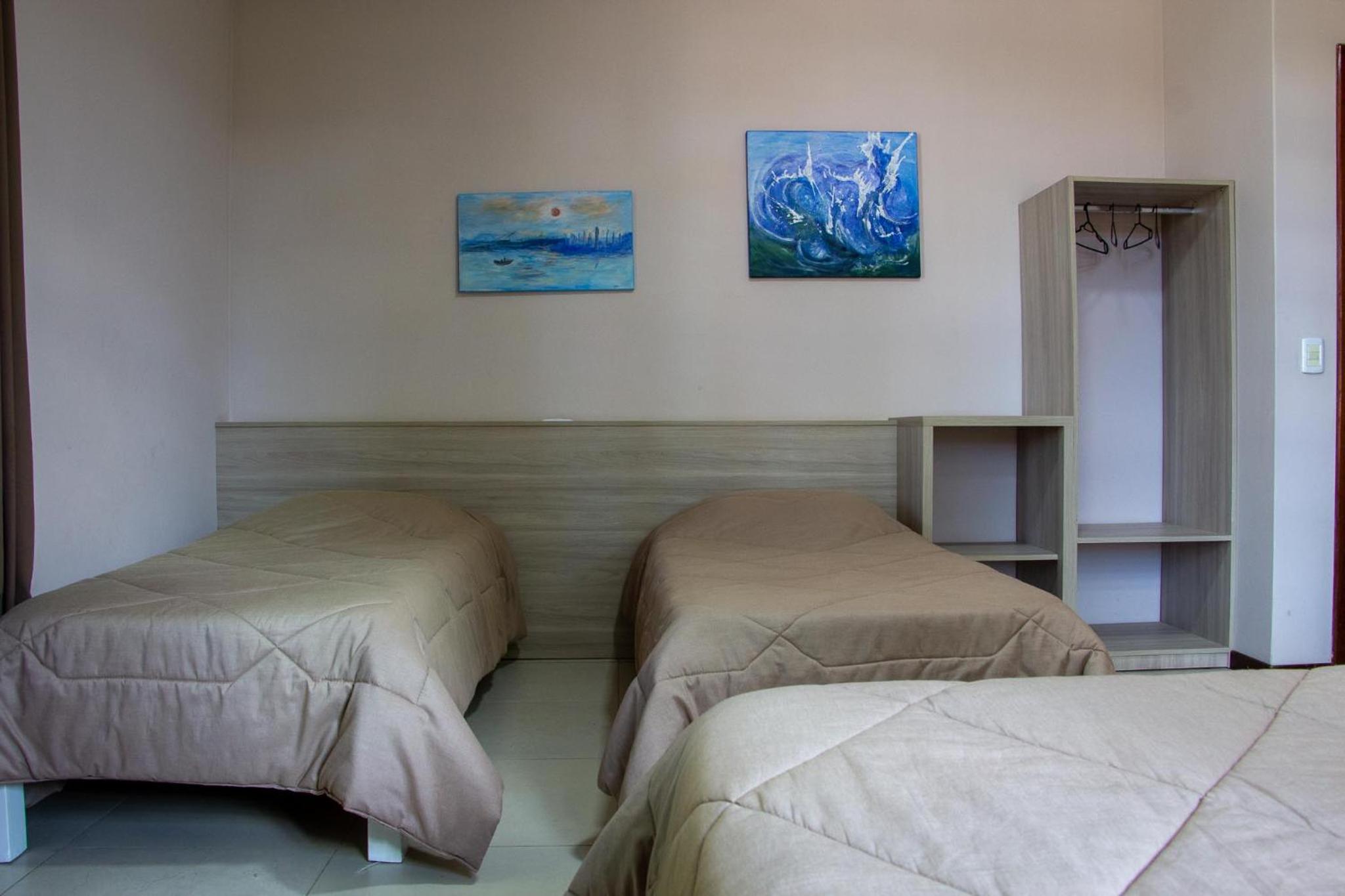 Deluxe Triple Room photo 2