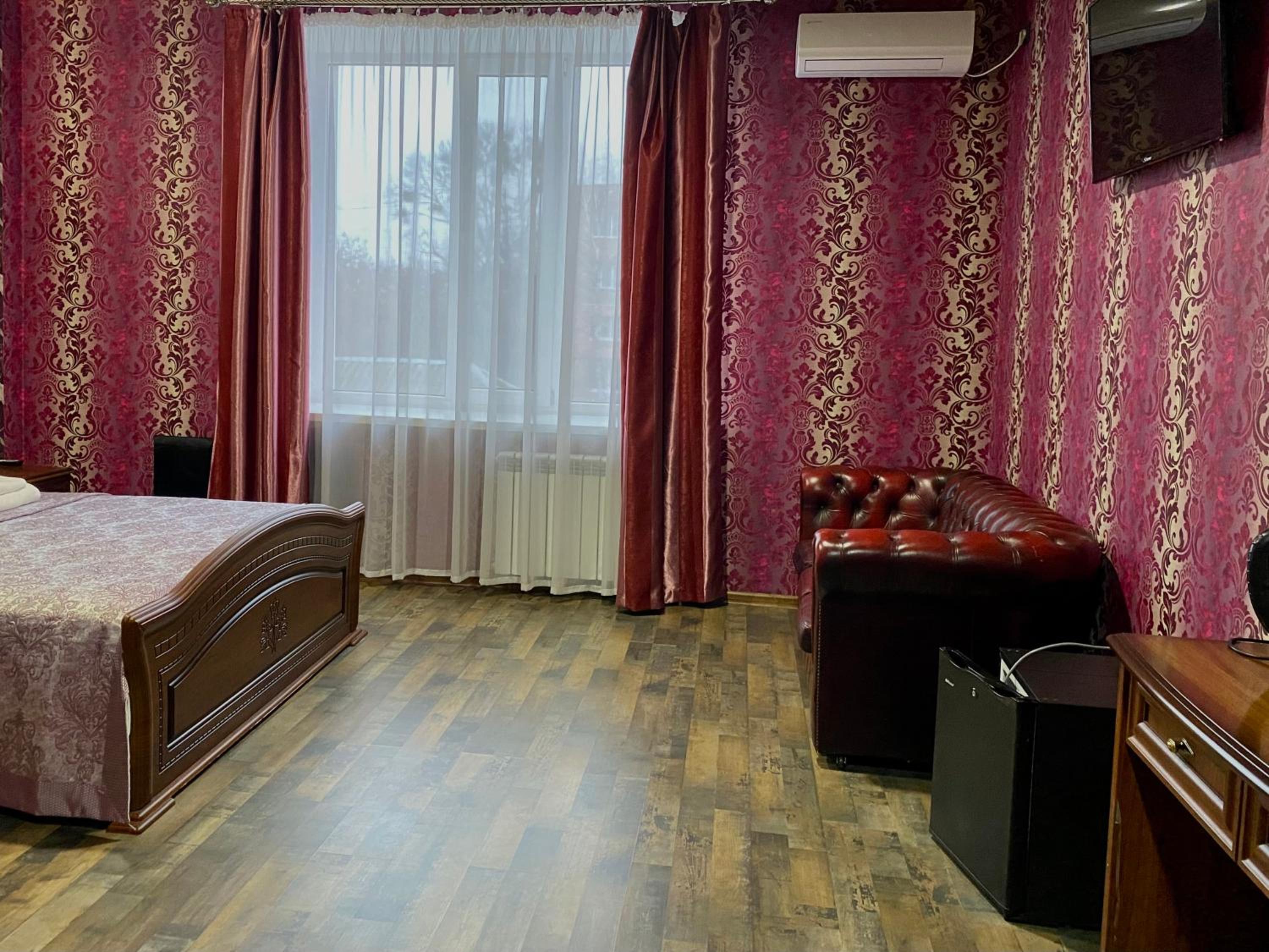 Deluxe King Room photo 3