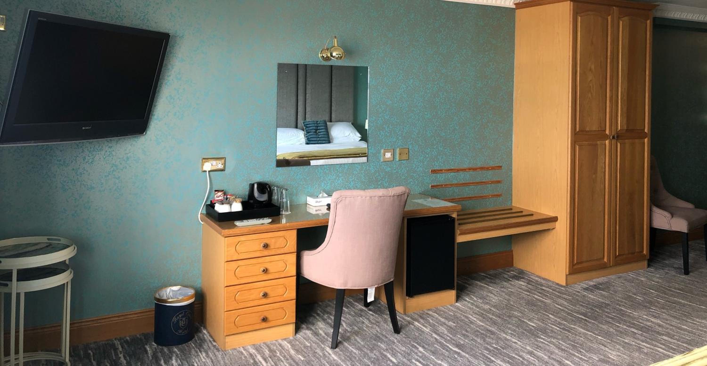 Family Suite with Sea View - Photo 5