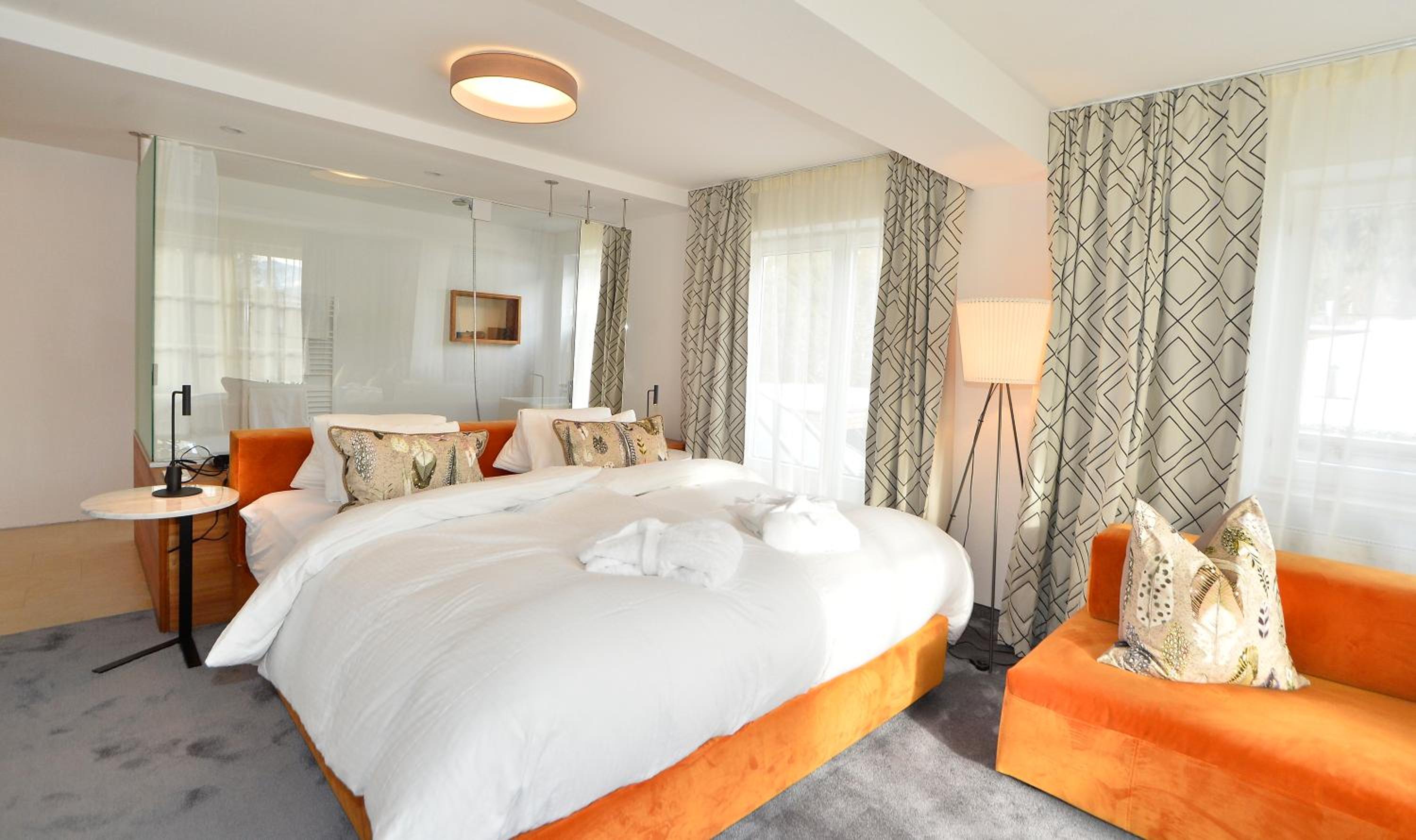 Suite - Photo 8