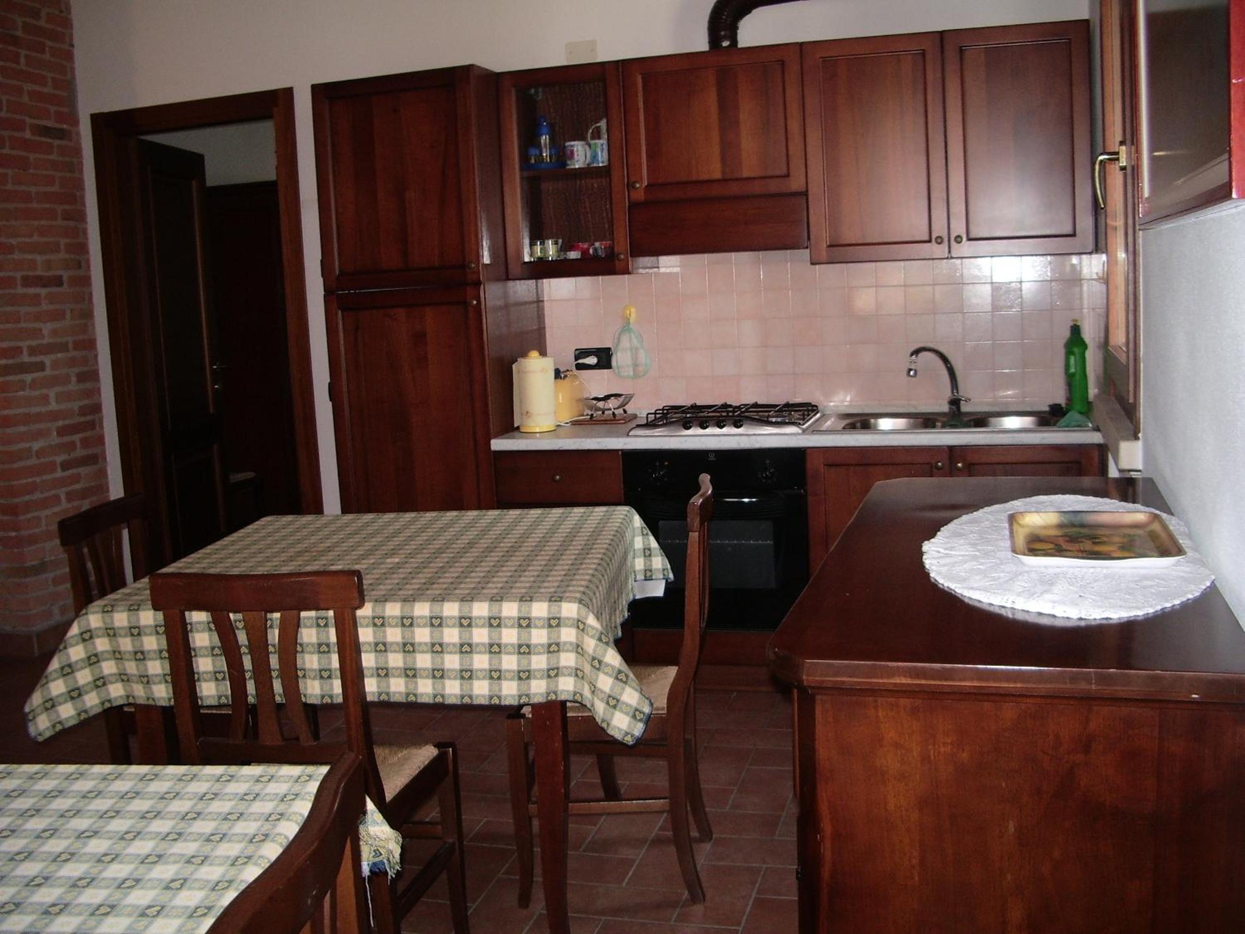Double or Twin Room with Bathroom - Photo 7