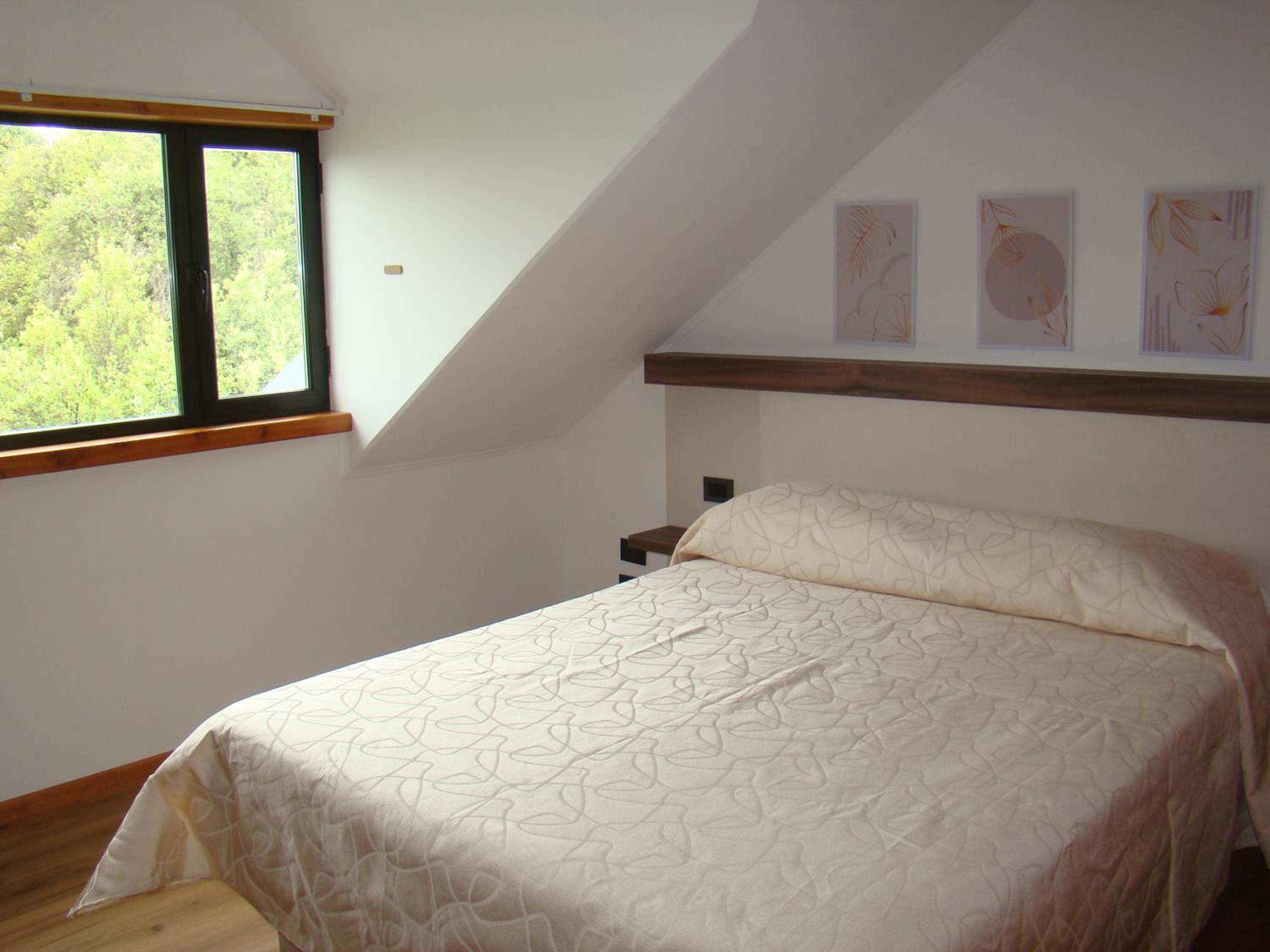 Apartment with Mountain View photo 2