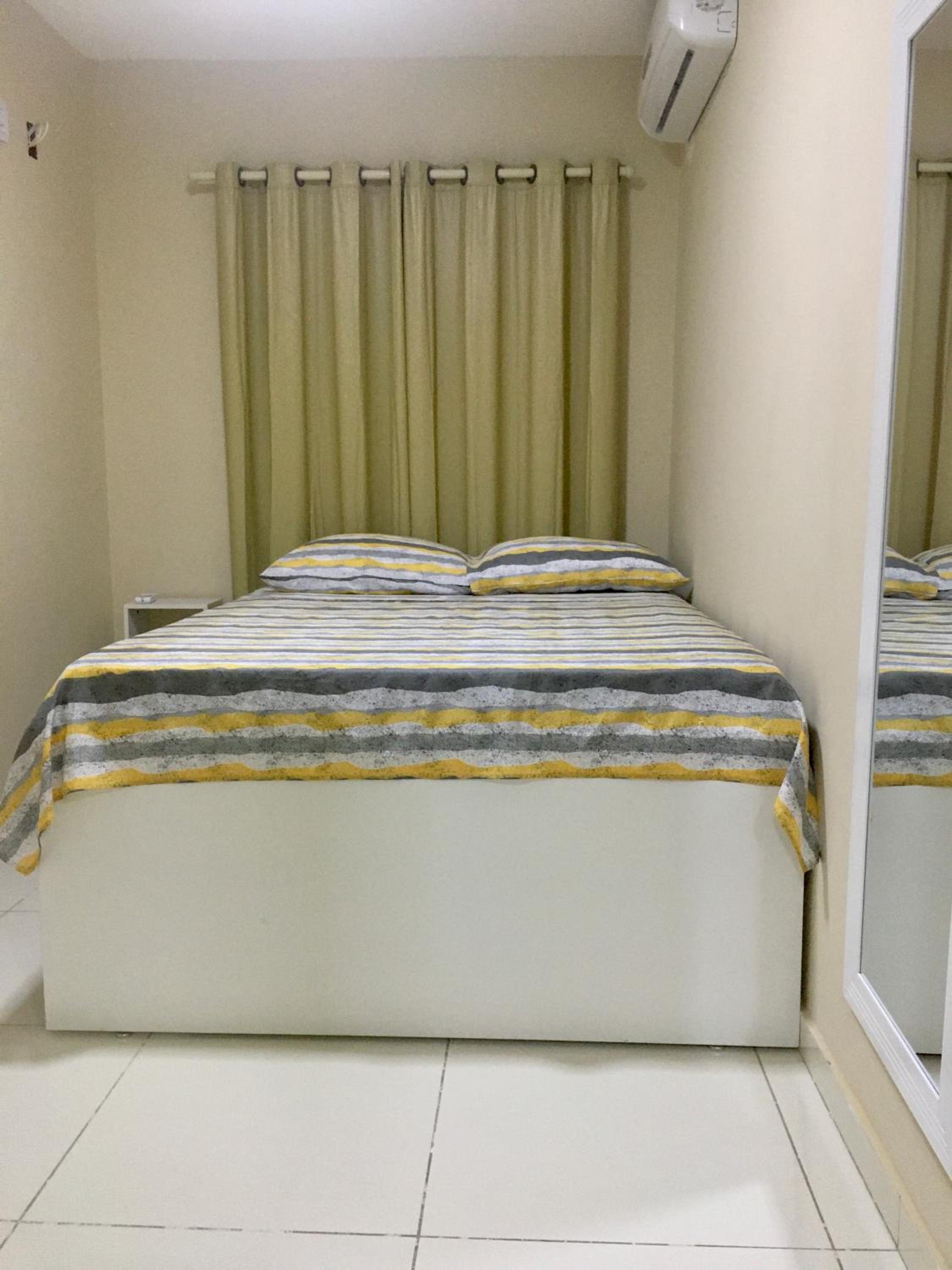 One-Bedroom Apartment - Photo 4