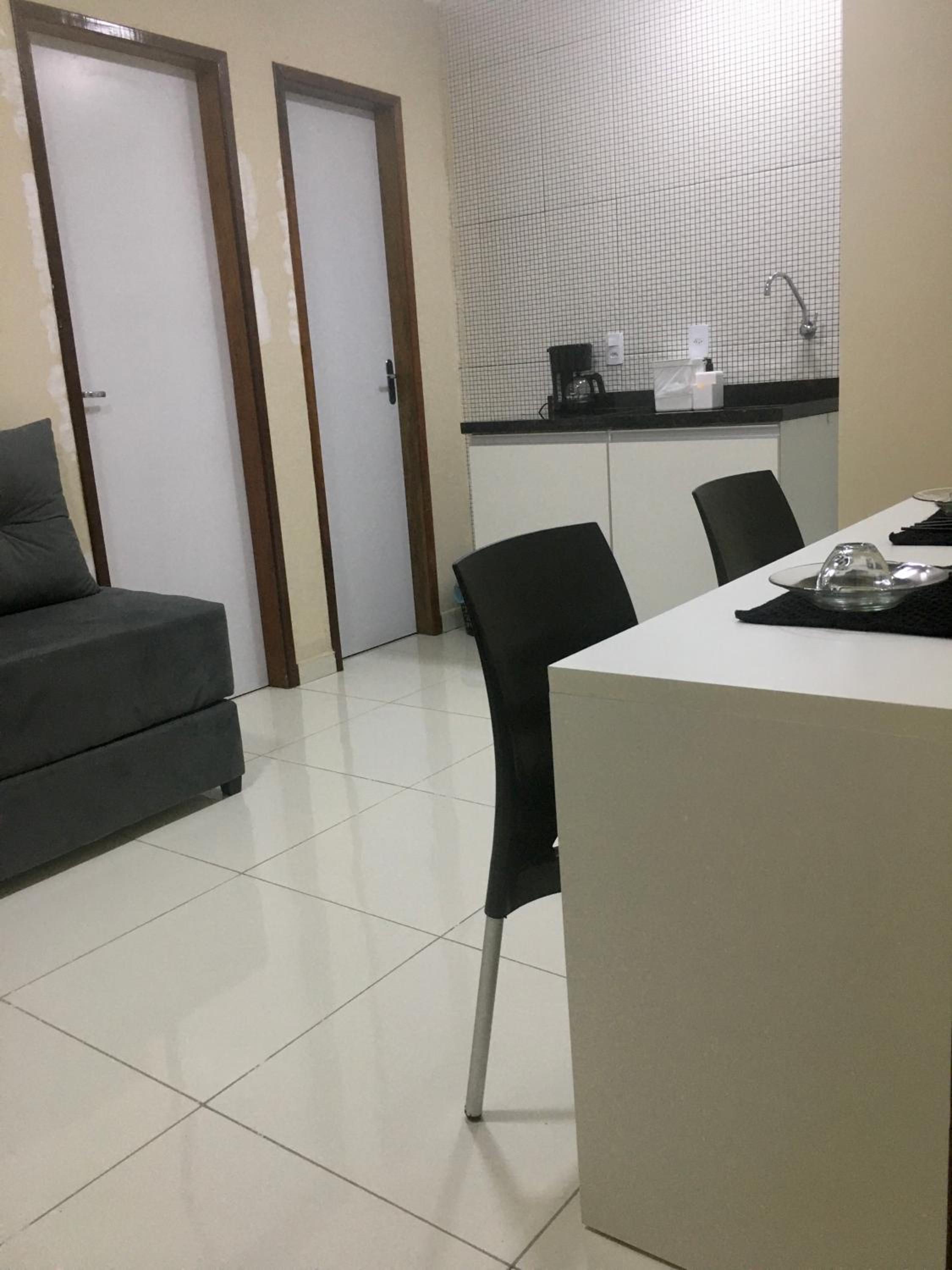 One-Bedroom Apartment - Photo 7