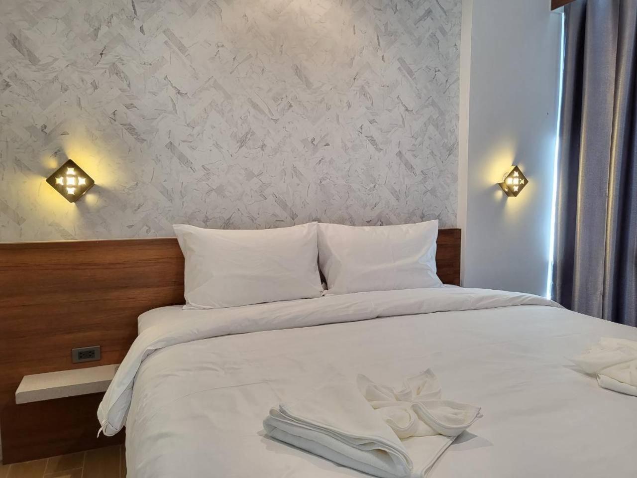 Superior King Room - Photo 1