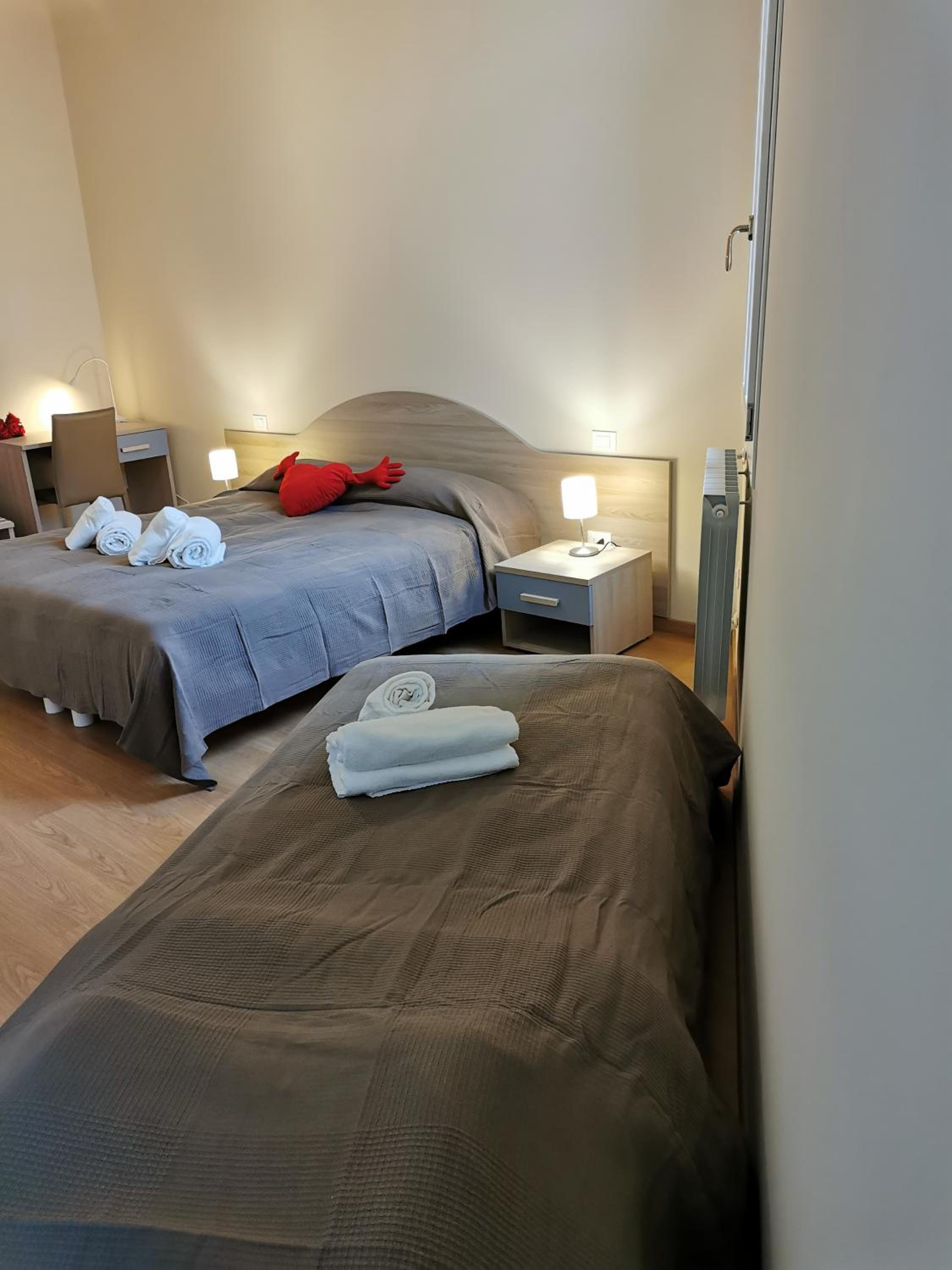 Apartment photo 2