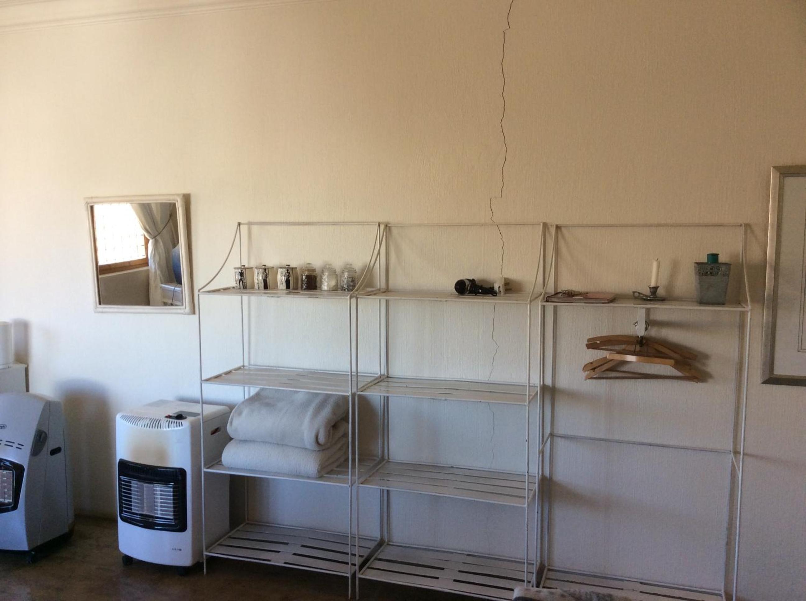 Deluxe King or Twin Suite - 2 - Photo 3