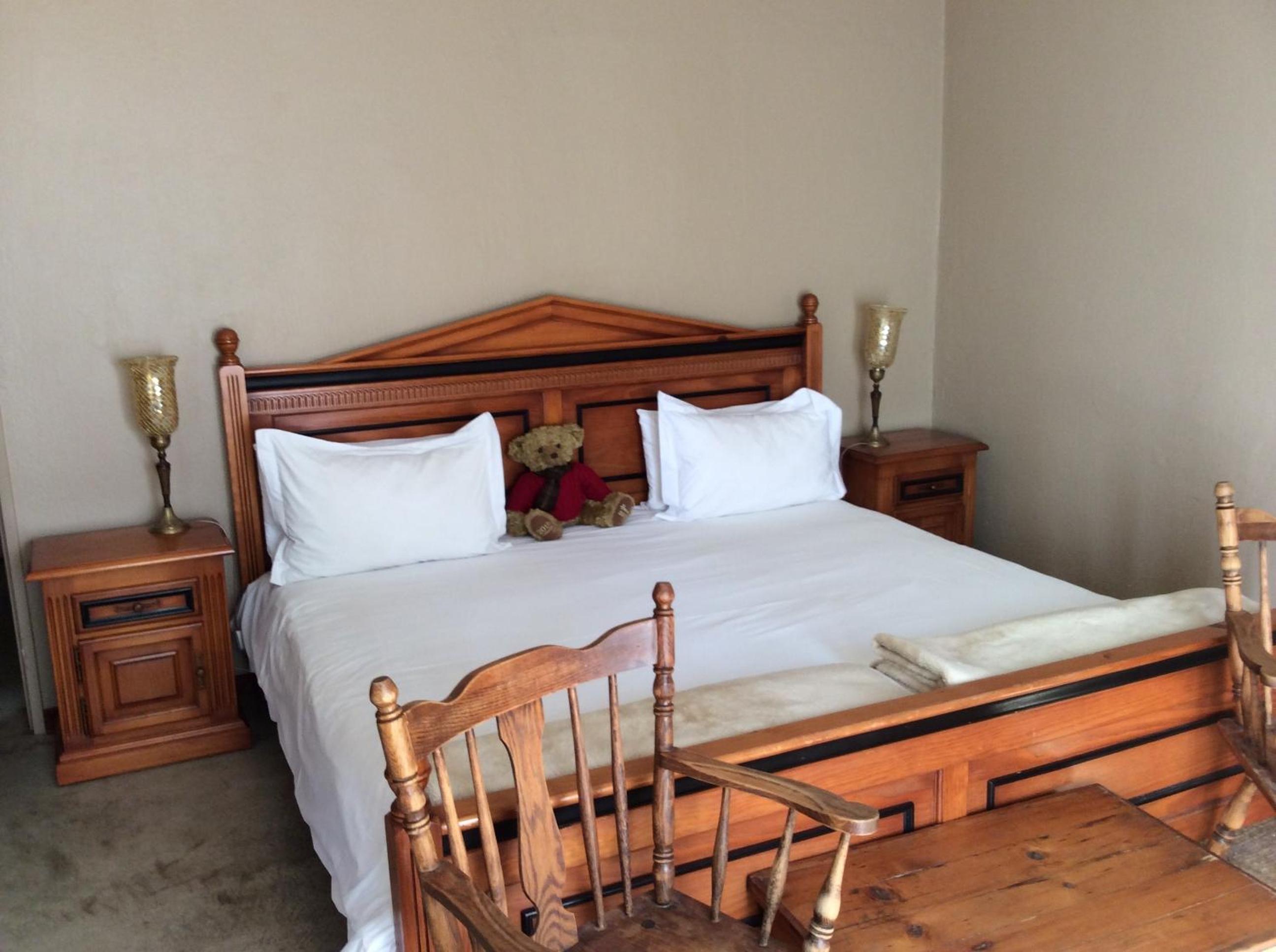 Deluxe King or Twin Suite - 1 - Photo 1