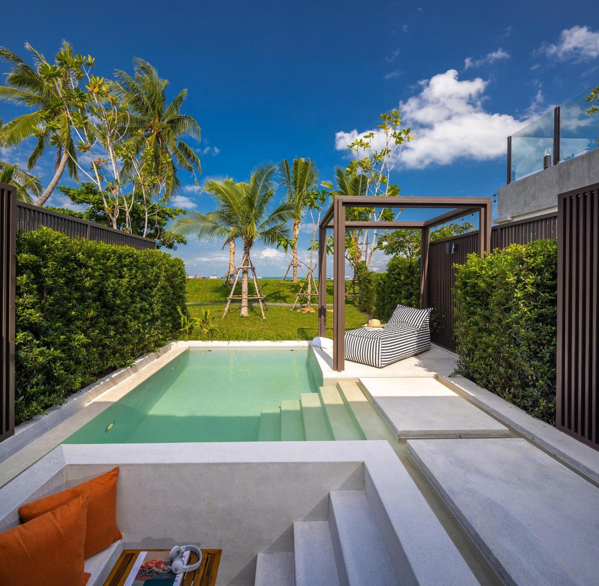 Beachfront Pool Villa - Photo 5