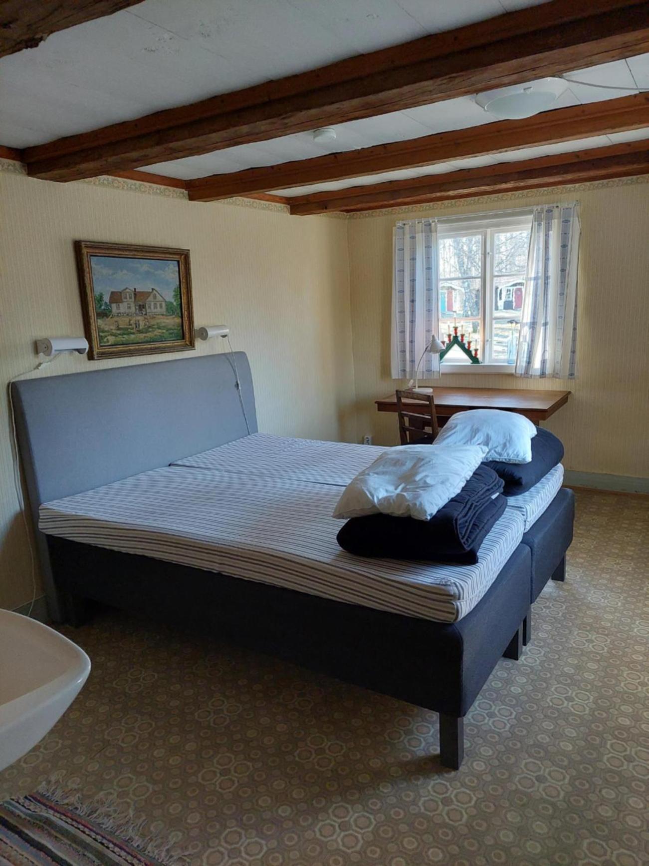 Standard Double Room with Shared Bathroom photo 1
