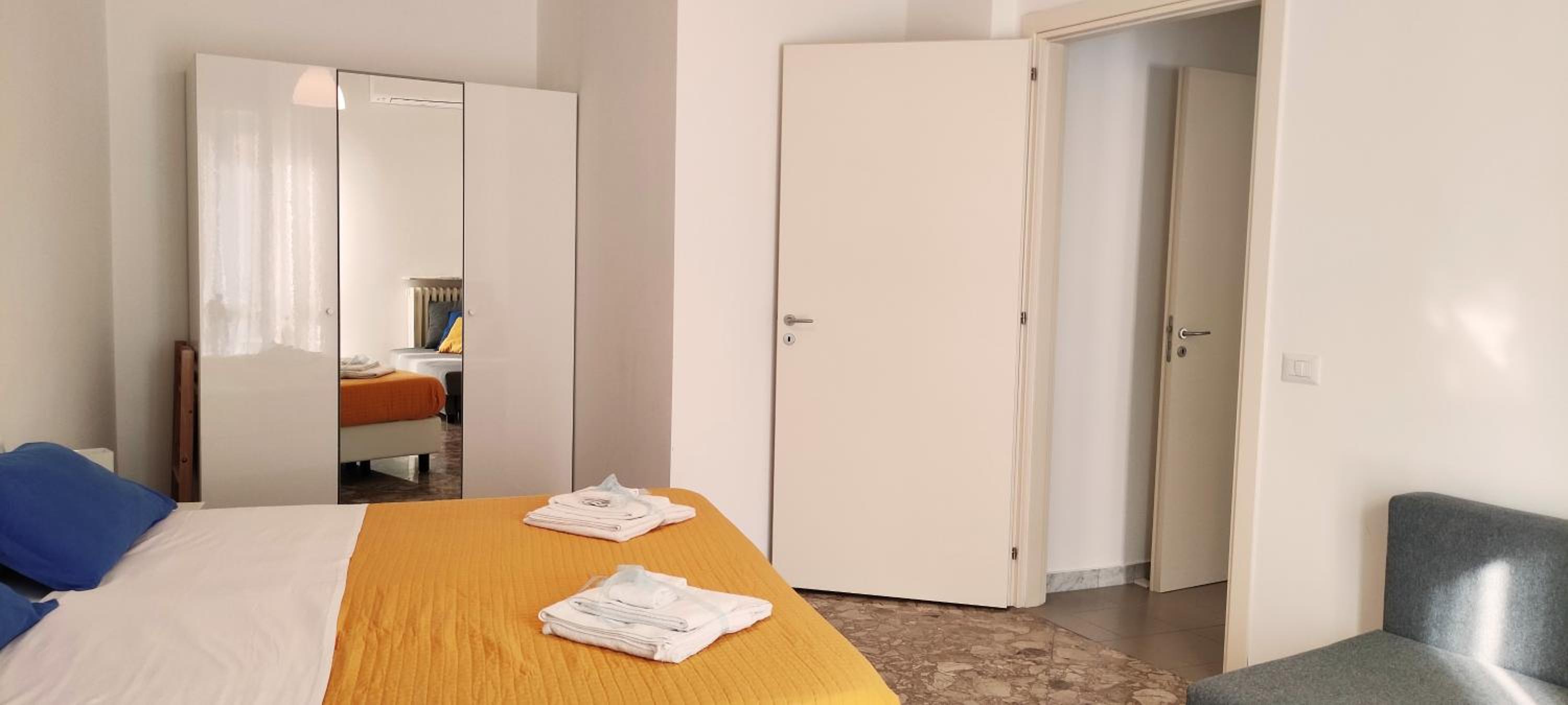 One-Bedroom Apartment - Photo 8