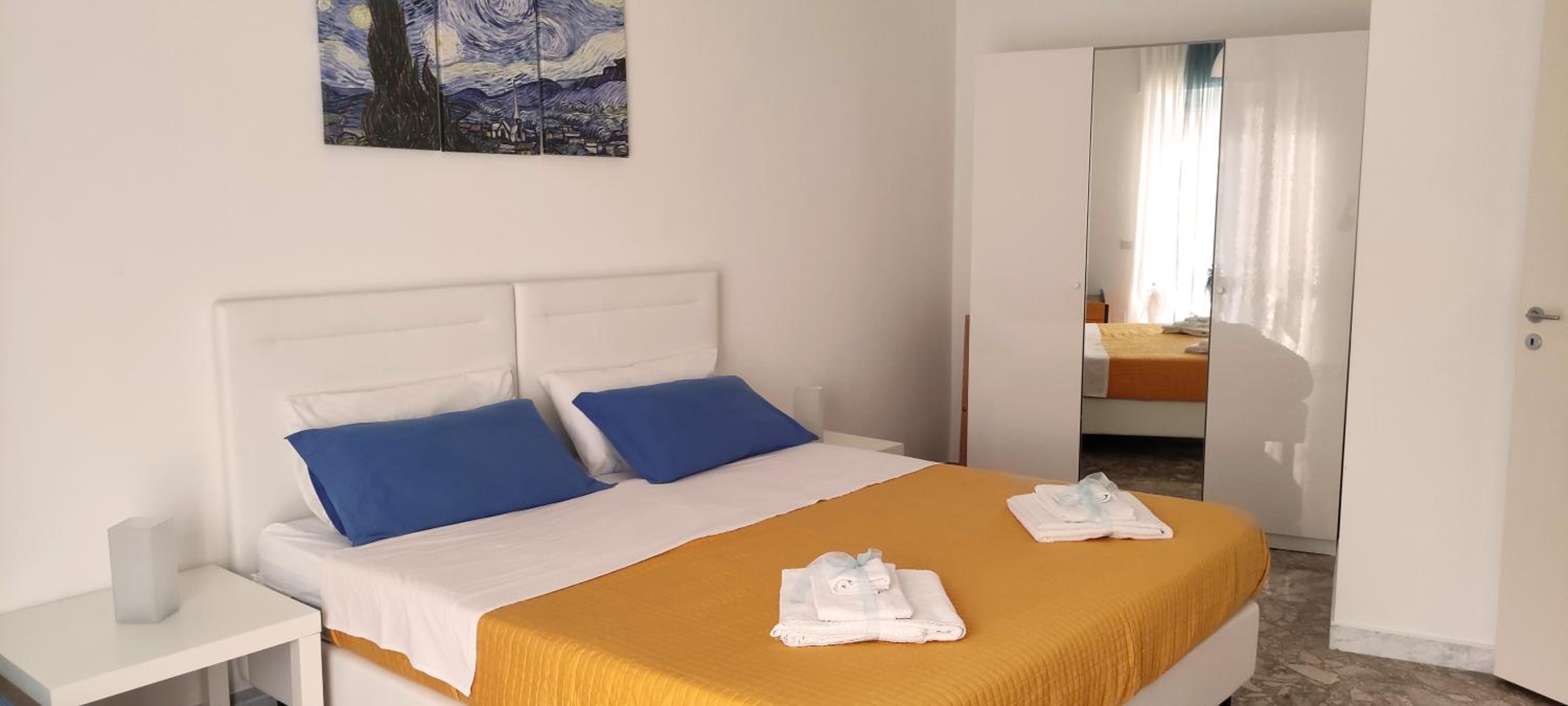 One-Bedroom Apartment - Photo 10