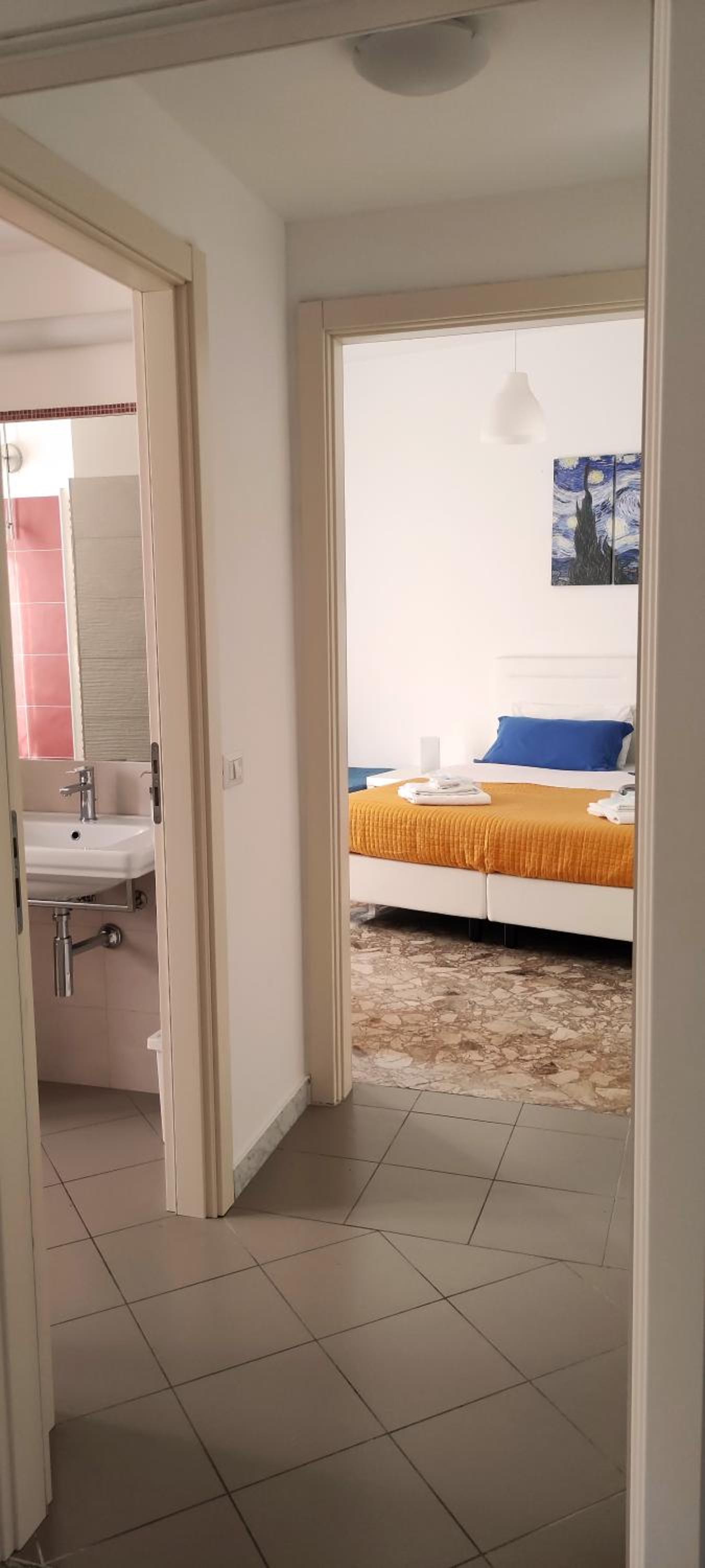 One-Bedroom Apartment - Photo 30