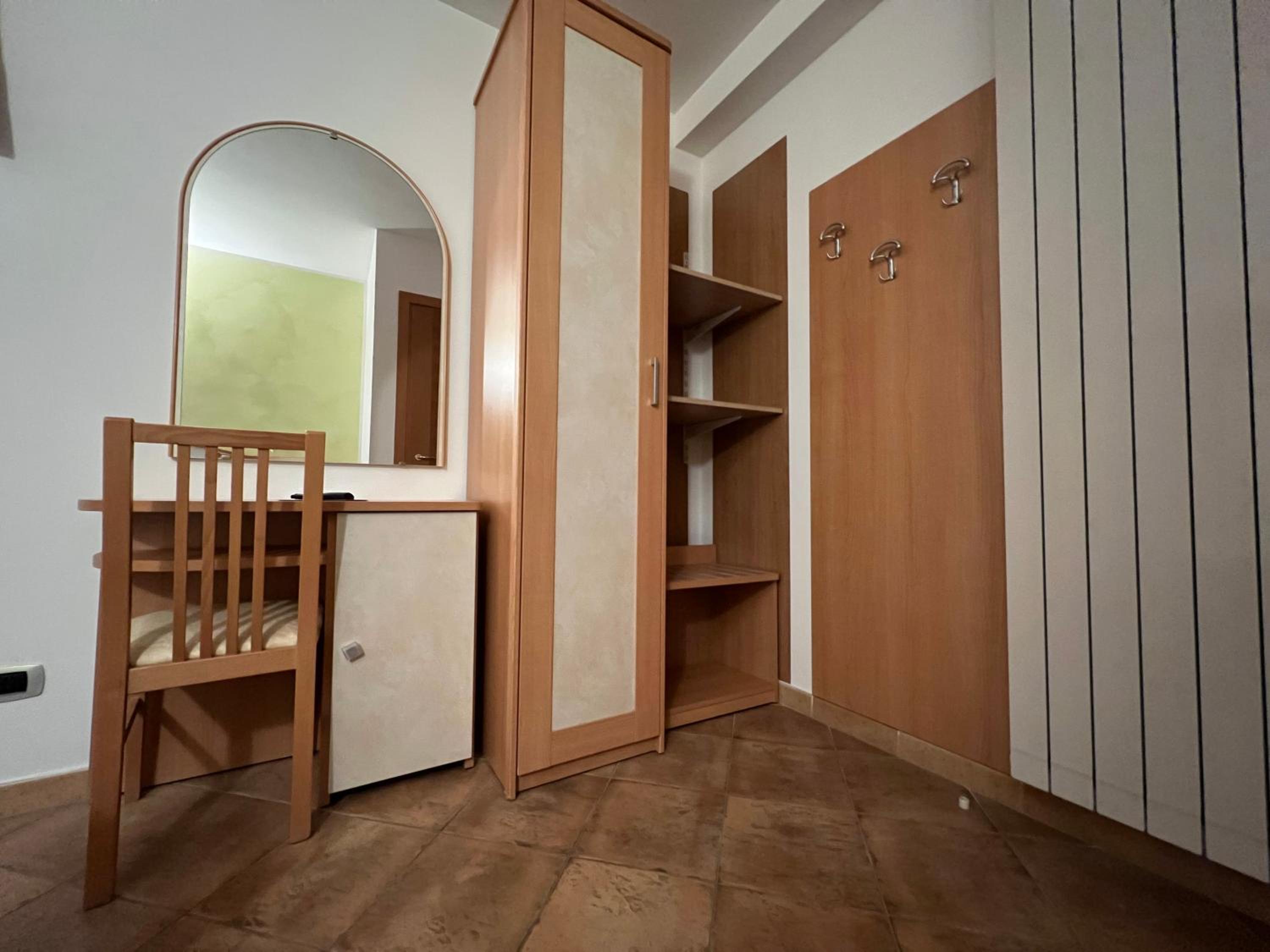 Single Room With Bathroom photo 3